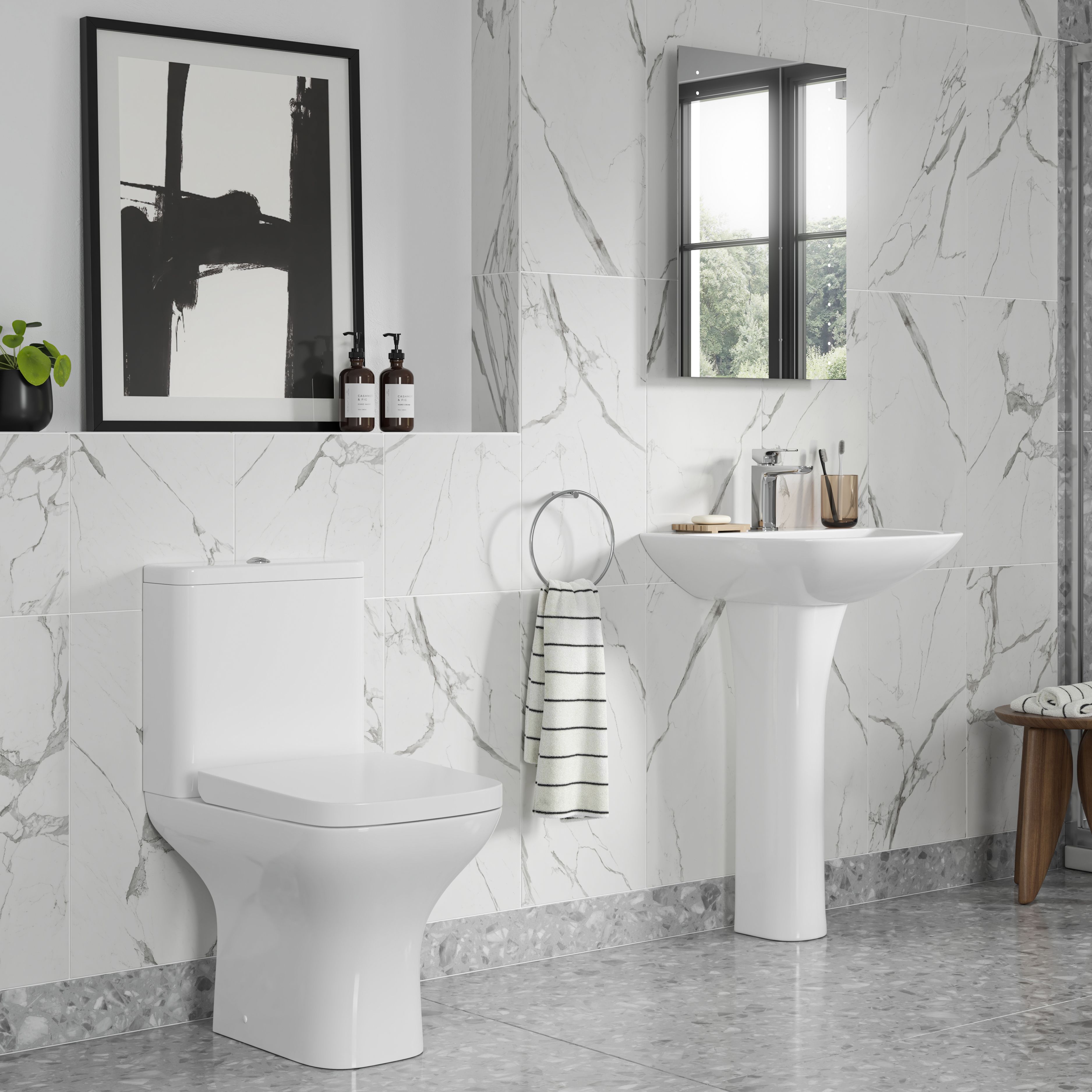 * Durleigh Gloss White D-shaped Floor-mounted Full pedestal Basin (H)83.5cm (W)56cm