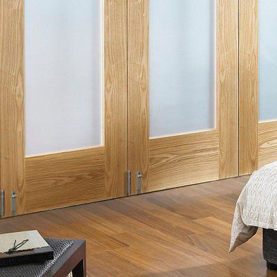 1 panel Obscure Glazed Shaker Hardwood Oak veneer Internal Folding Door set, (H)1981mm (W)2440mm