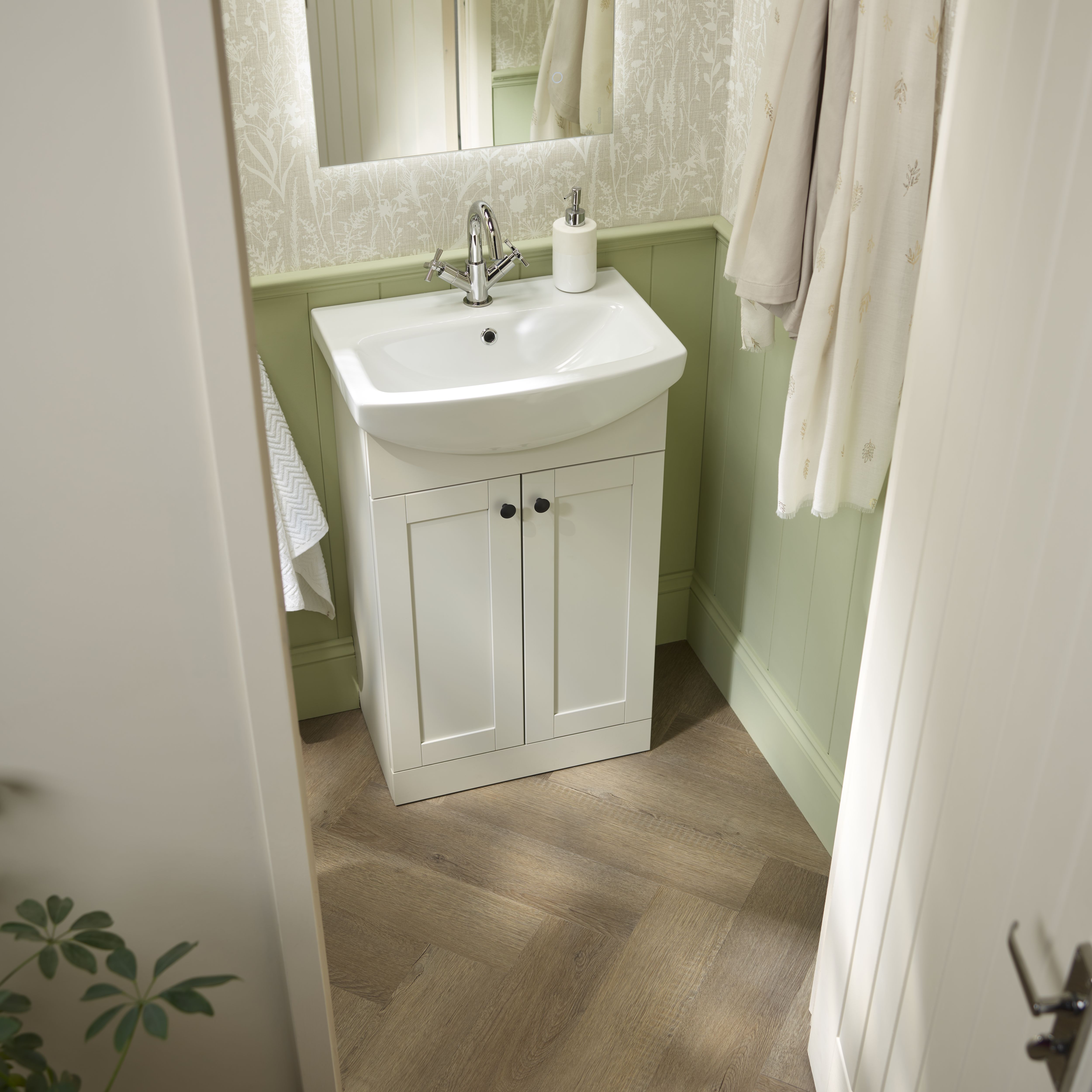 1 panel Unglazed Cottage Primed White Woodgrain effect Internal Door, (H)1981mm (W)762mm (T)35mm