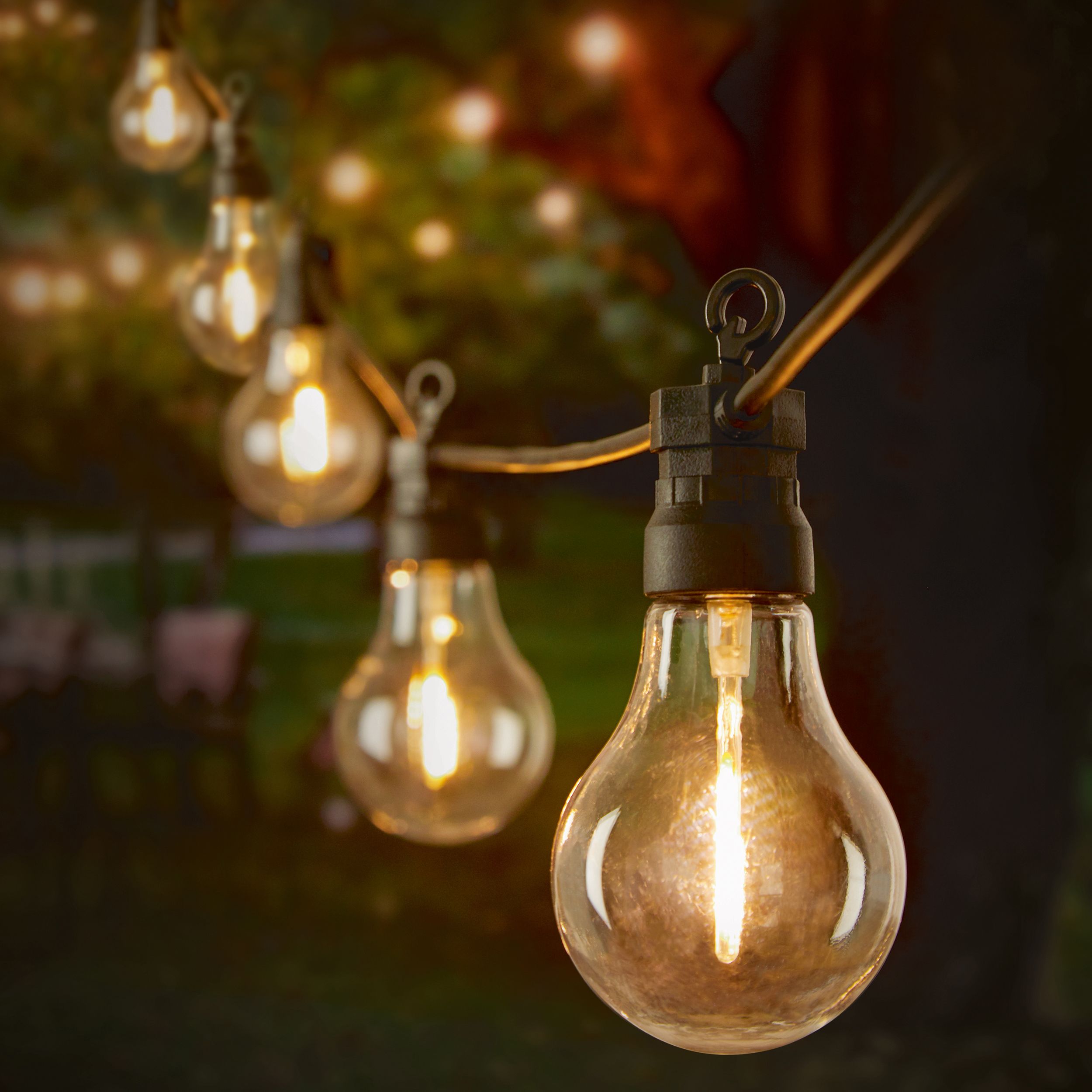 10 Warm white Connectable Party Bulb LED String lights with Black cable ...