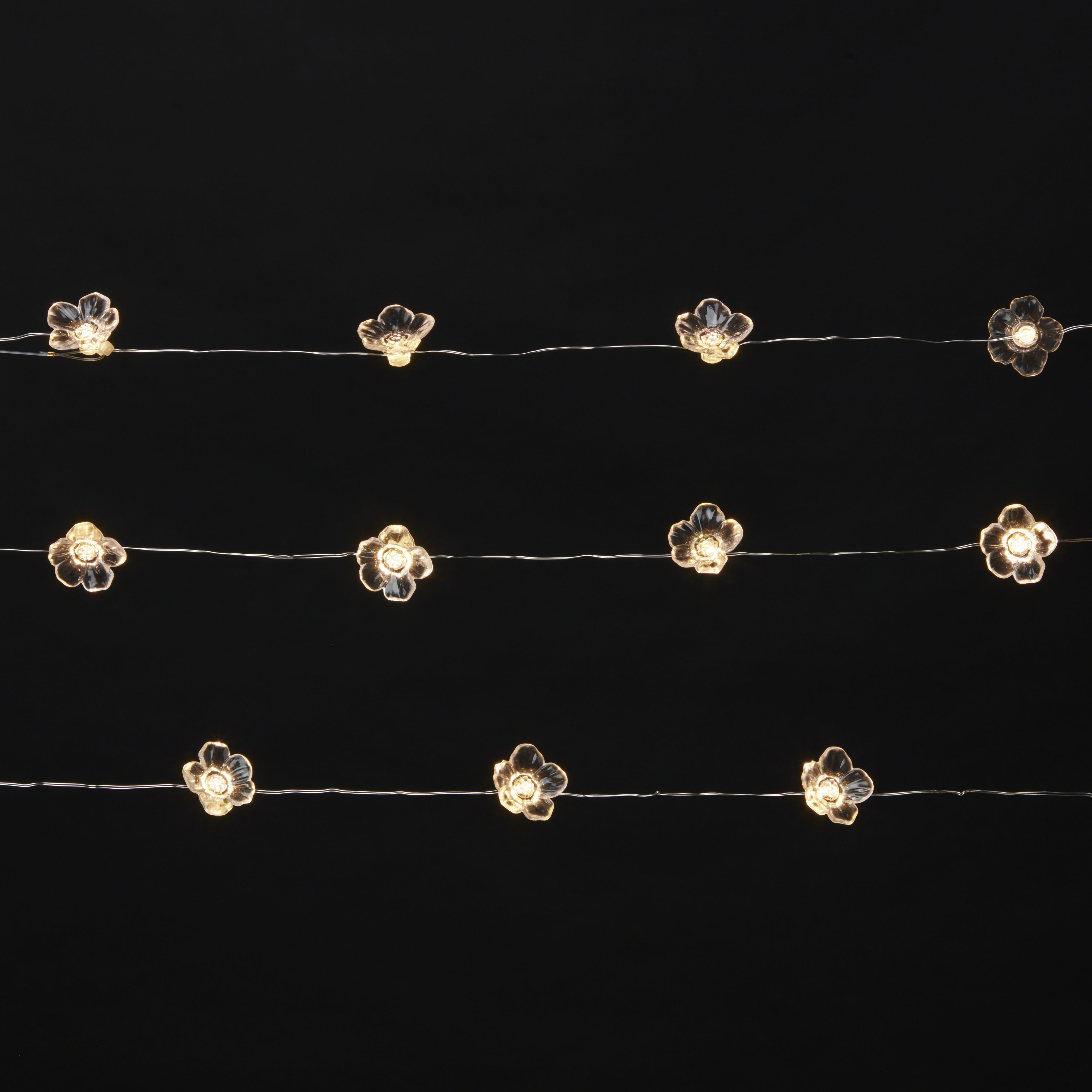 100 Warm white Flower LED With timer function String lights with 10.2m Silver cable