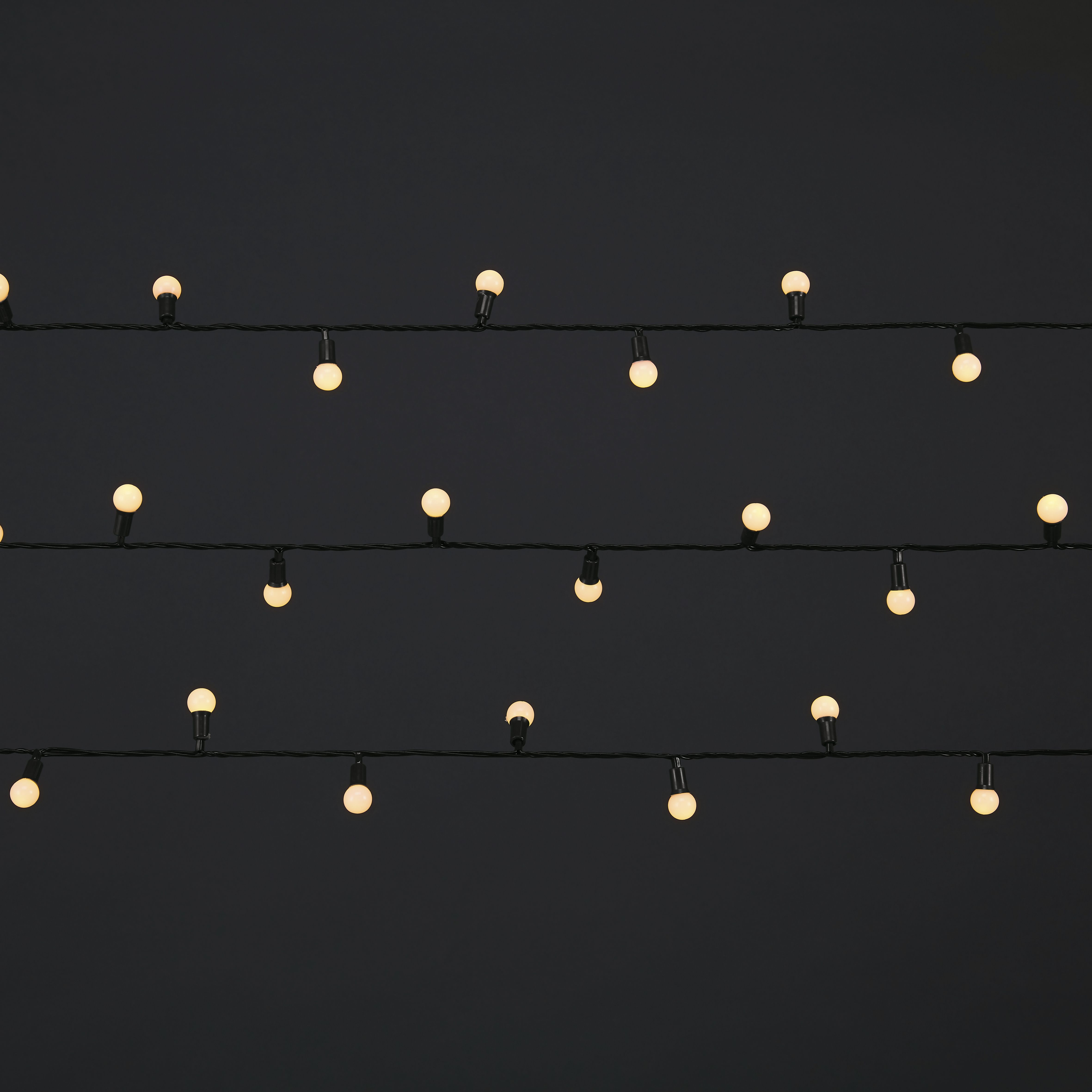 120 Warm white Berry LED With timer String lights with 4m Green cable