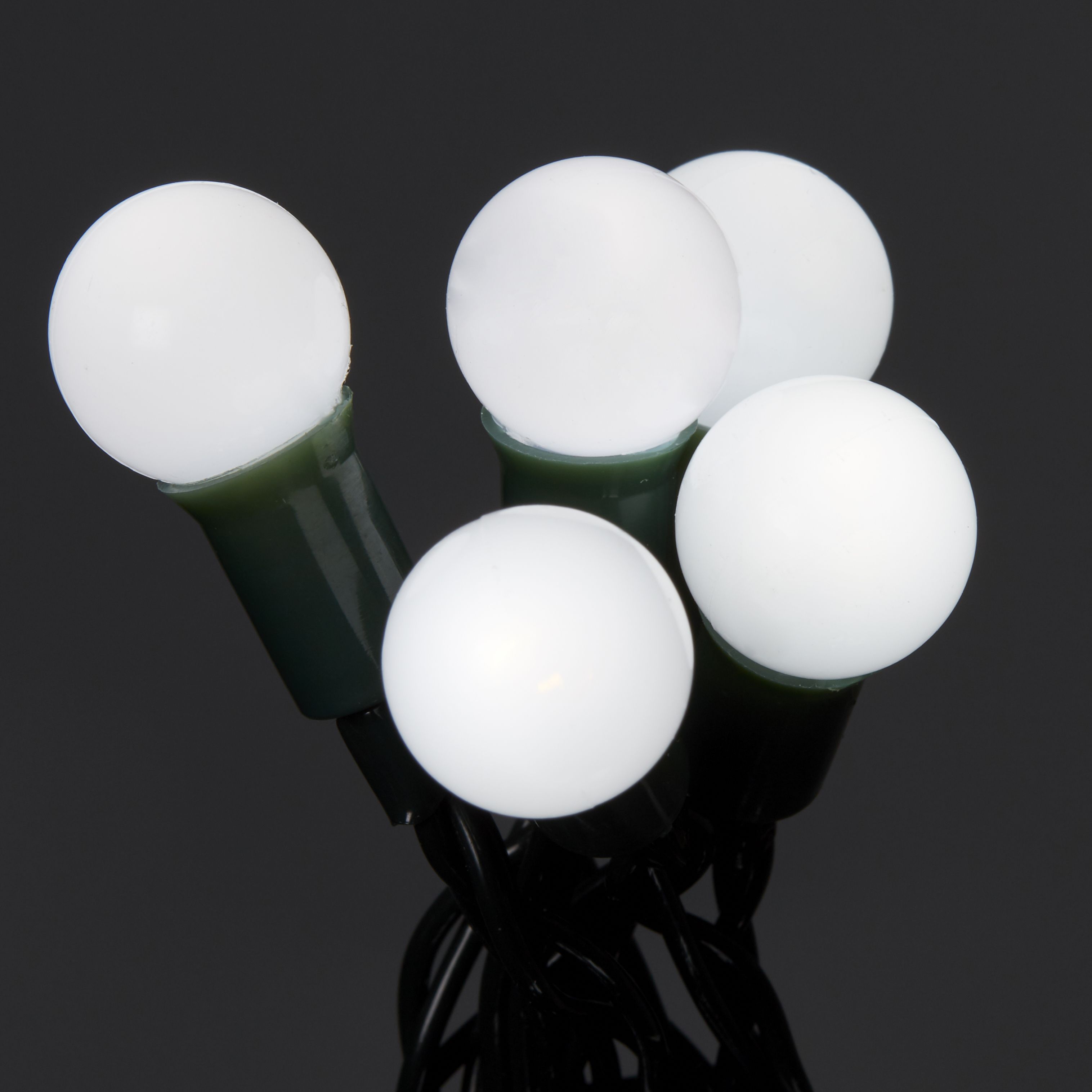 240 Ice white Berry LED String lights with 6m Green cable - 8