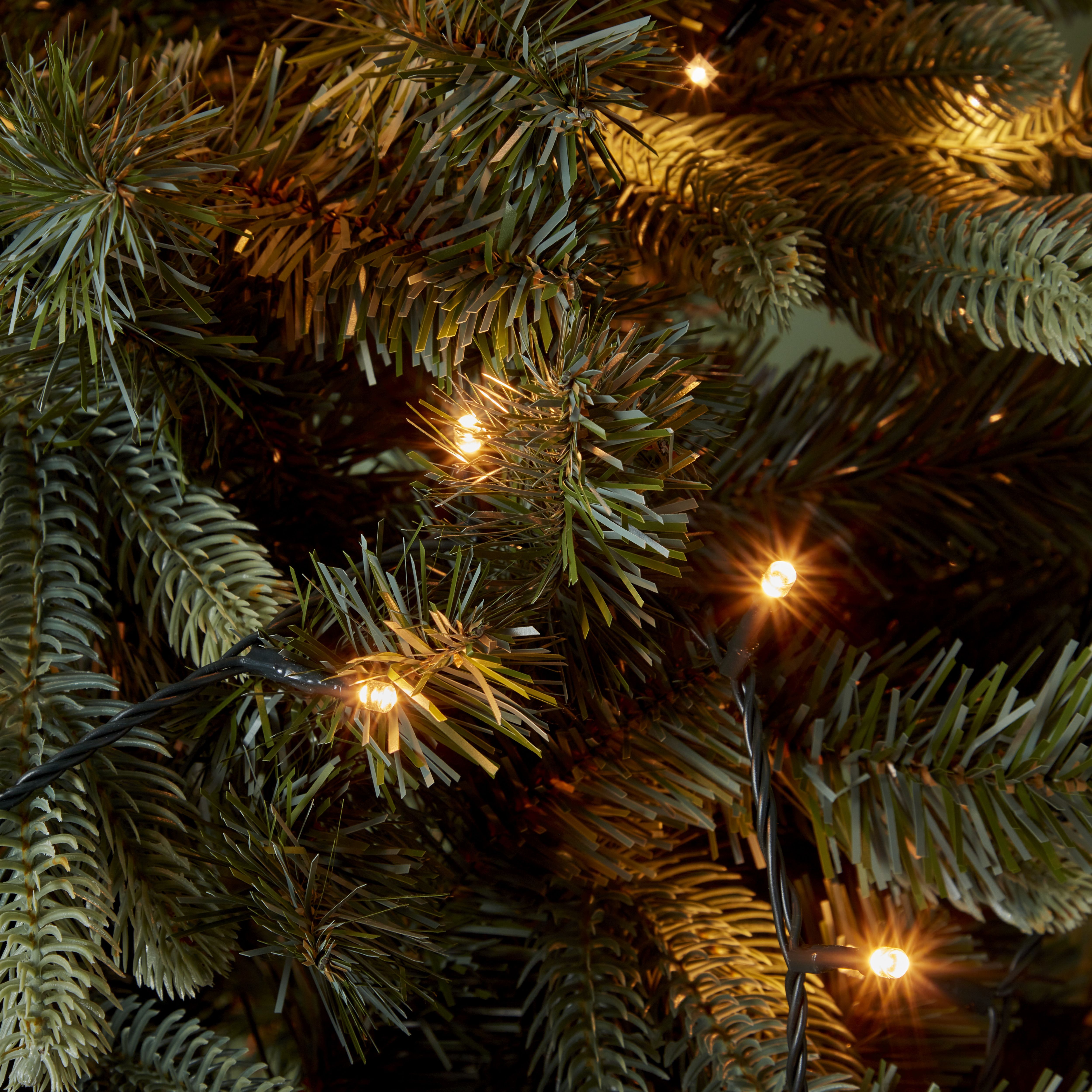 240 Warm white LED String lights With timer function Green cable