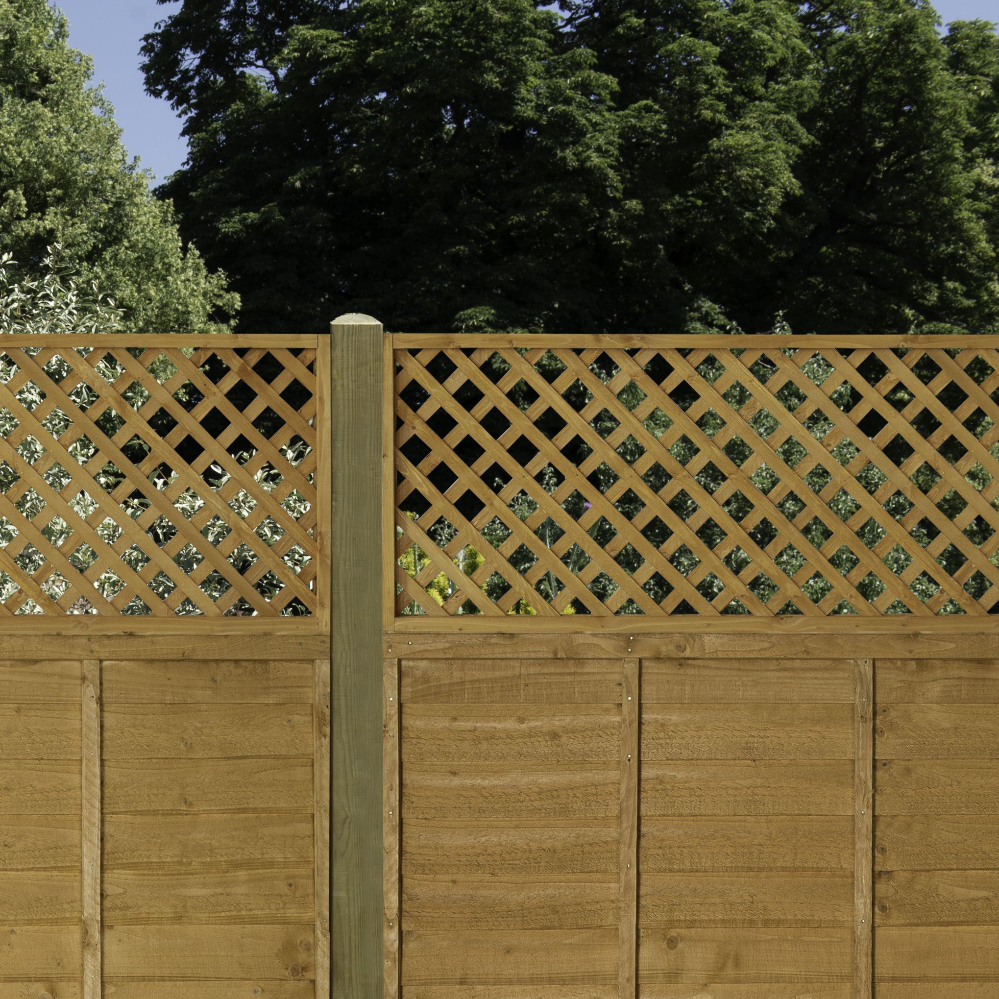 Garden on sale trellis b&q