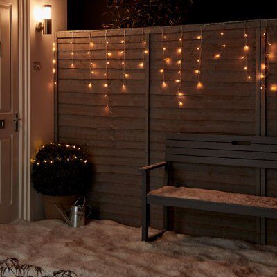 300 Warm white Icicle LED String lights & cable