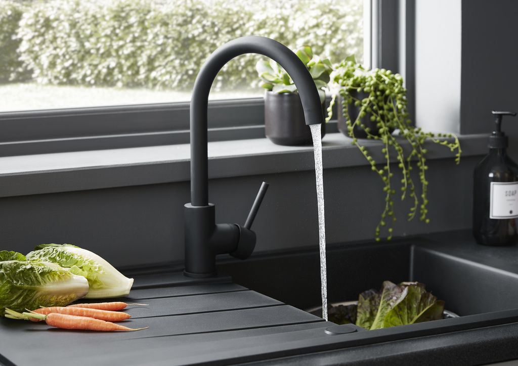 Kitchen sink buying guide Ideas & Advice DIY at B&Q
