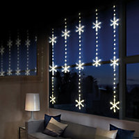 390 Warm white Snowflake LED Curtain light Clear & silver cable