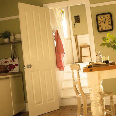 4 panel Patterned White Internal Door, (H)2040mm (W)726mm (T)44mm