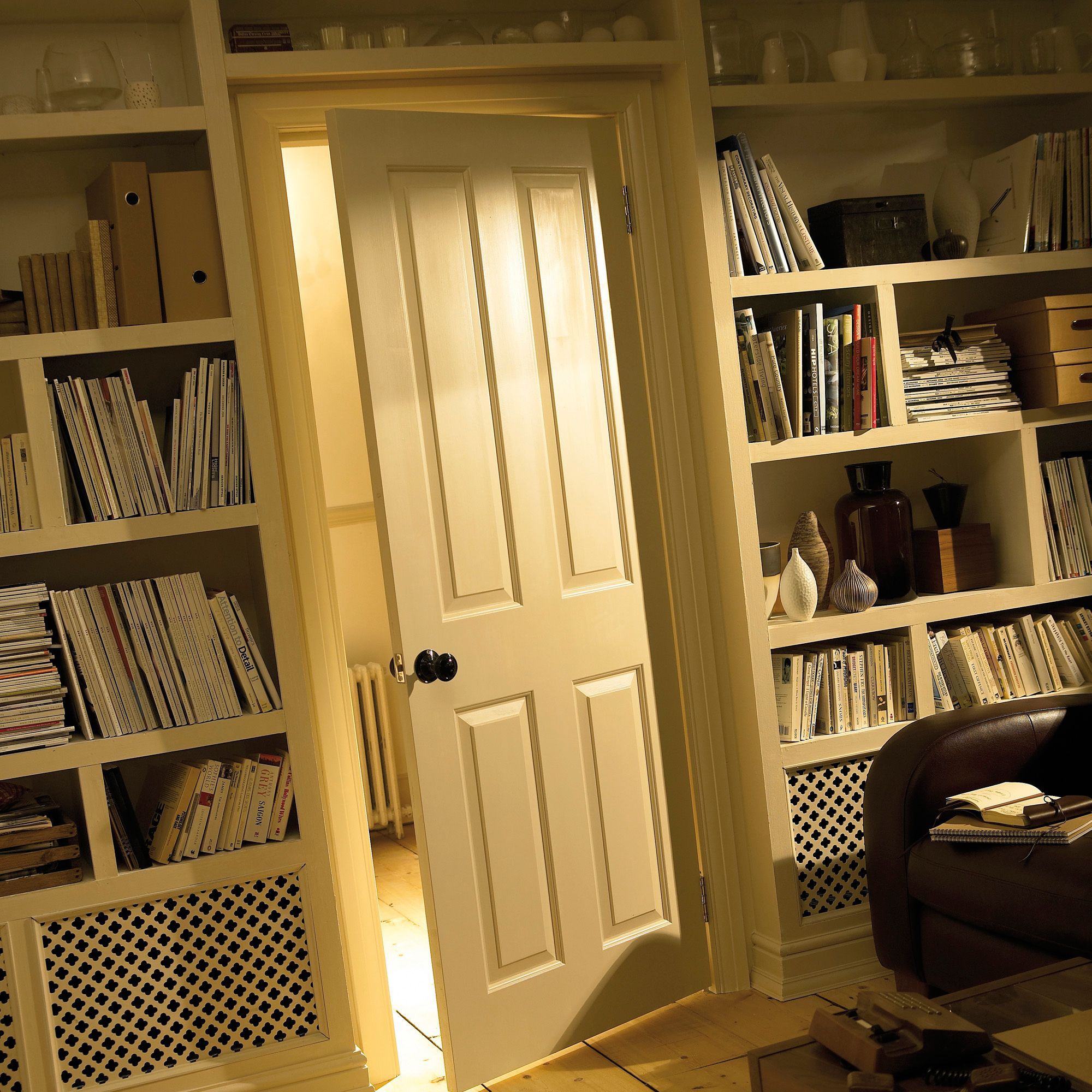 4 panel Smooth Unglazed Contemporary White Internal Door, (H)1981mm (W)762mm (T)35mm