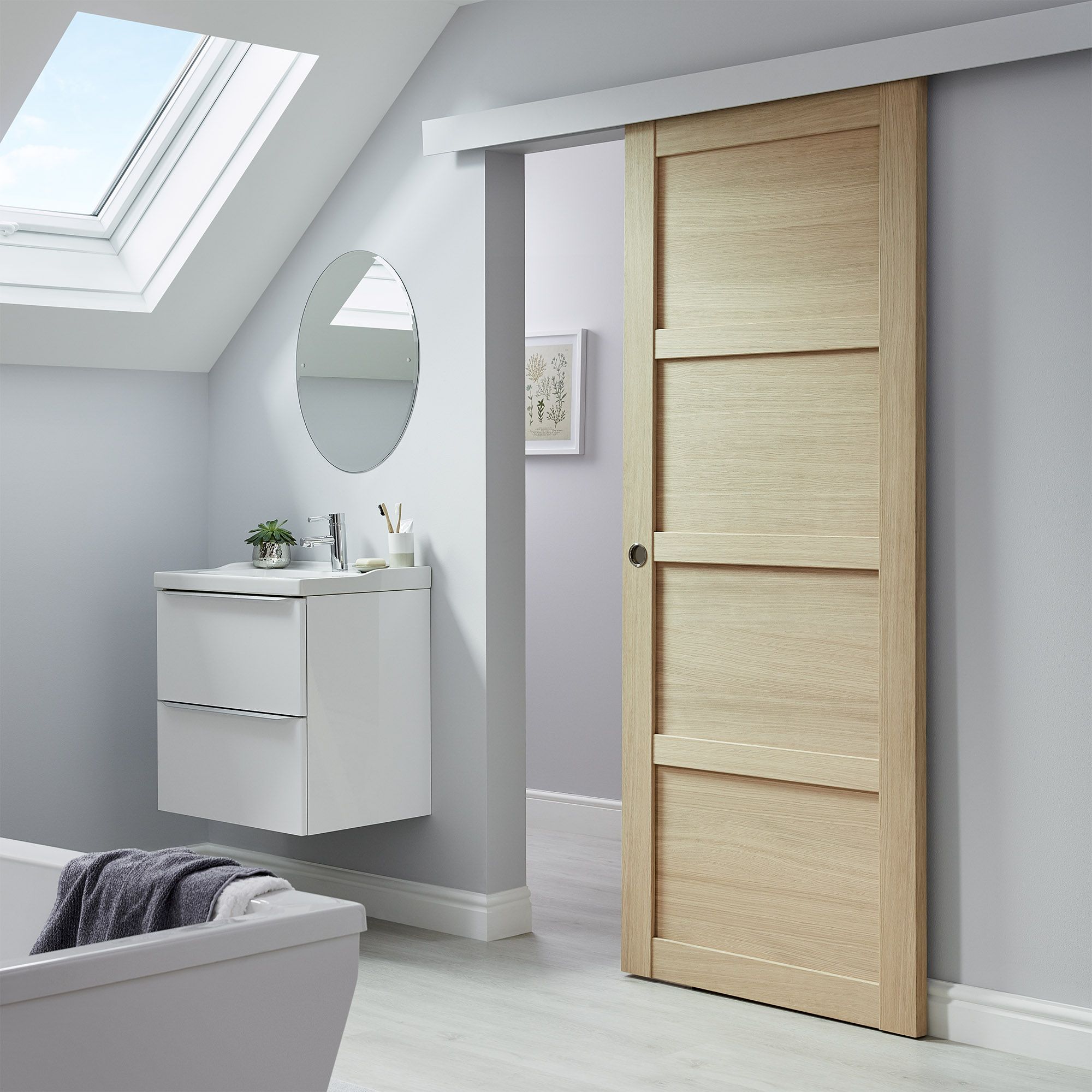 4 panel Unglazed Shaker Natural Timber Oak veneer Internal Sliding Door, (H)2040mm (W)826mm