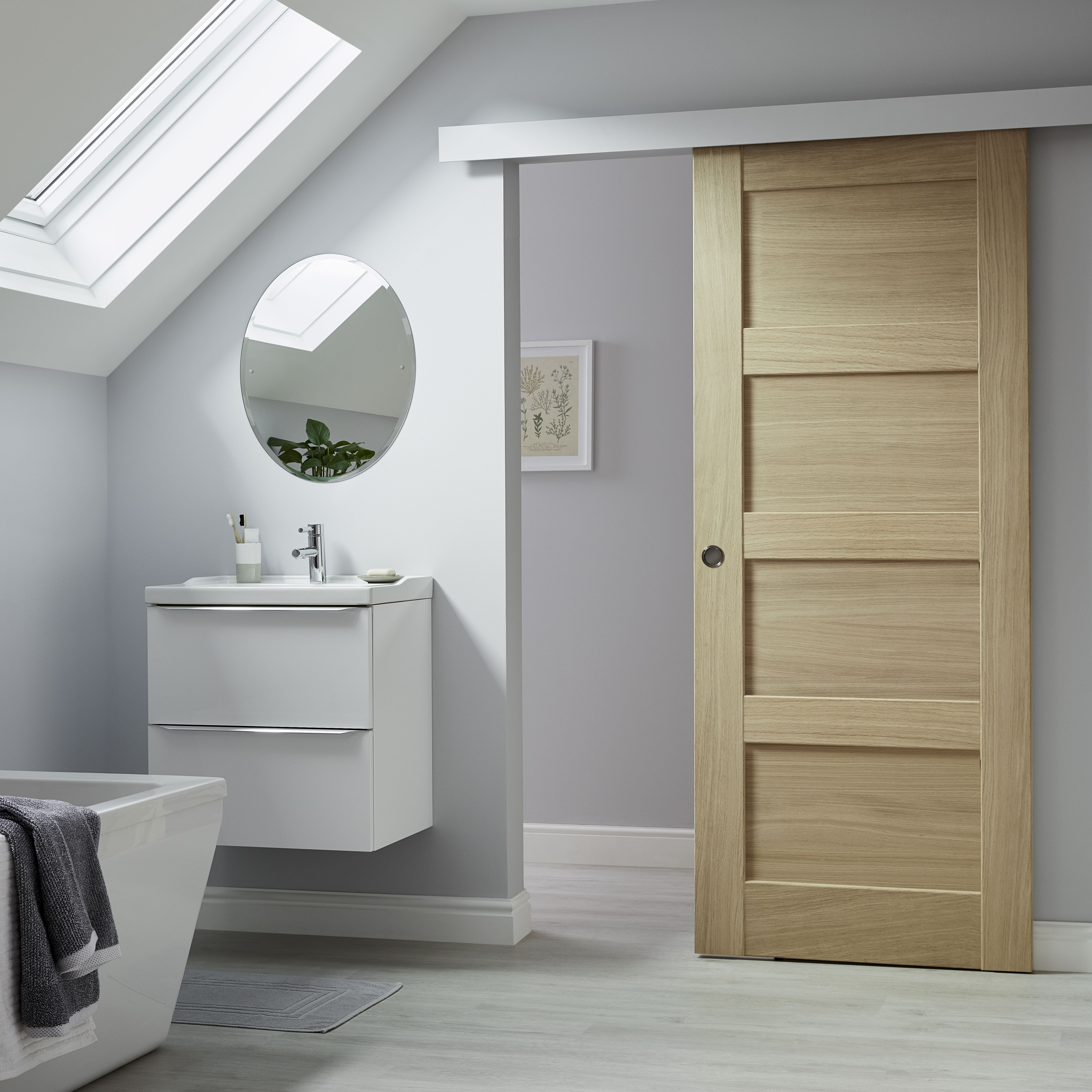 4 panel Unglazed Shaker Natural Timber Oak veneer Internal Sliding Door, (H)2040mm (W)826mm