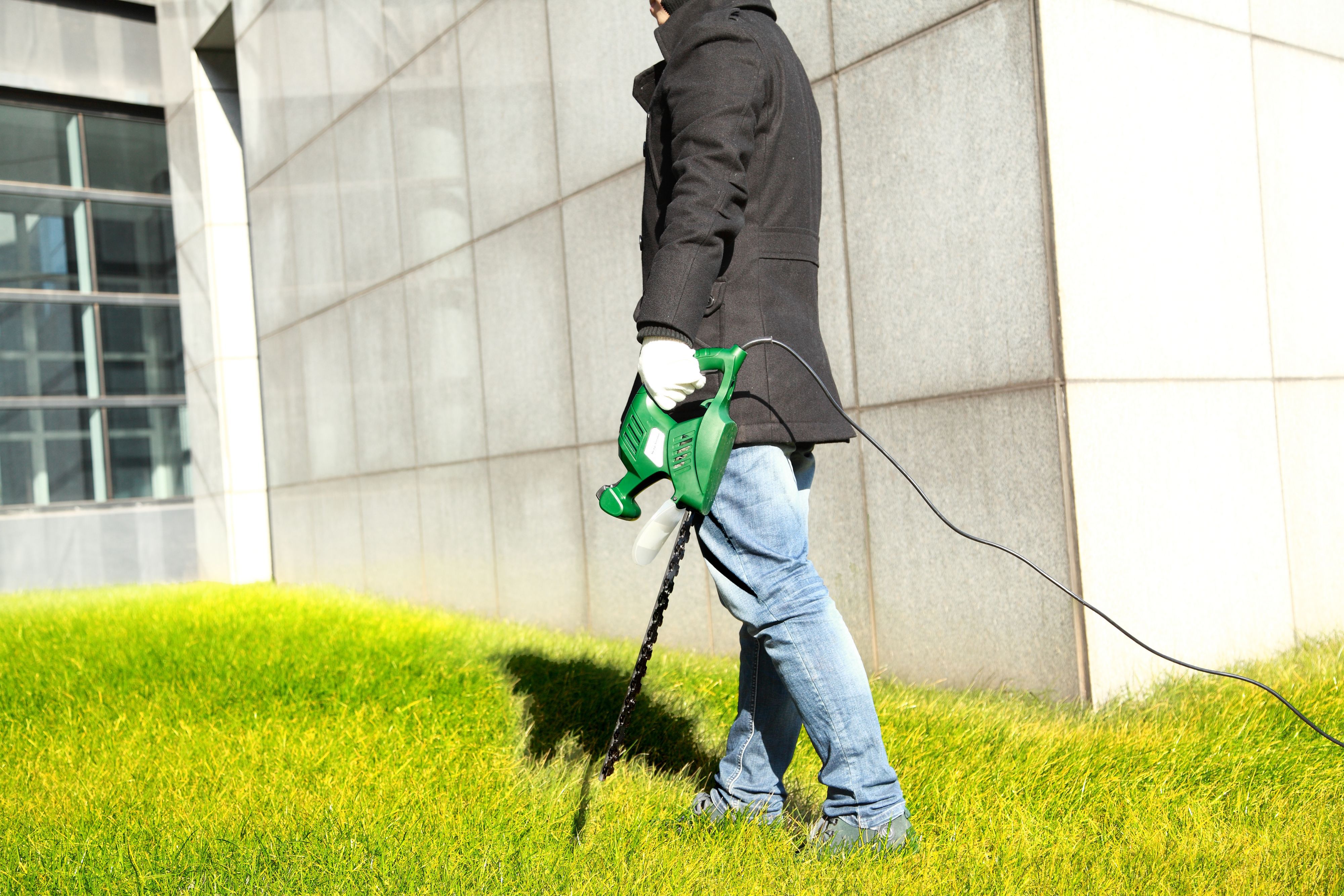 b&q electric hedge cutters