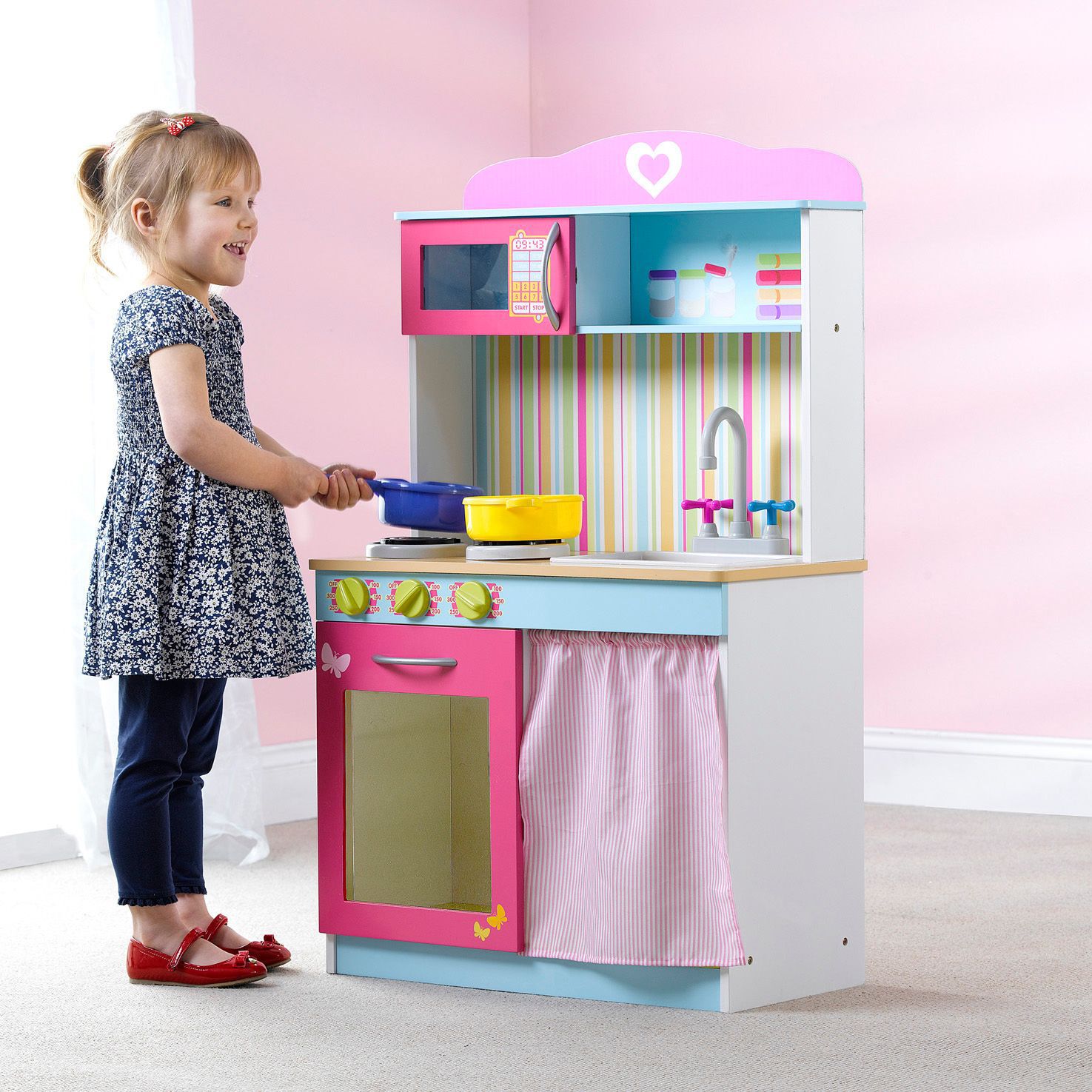 Plum deals toy kitchen