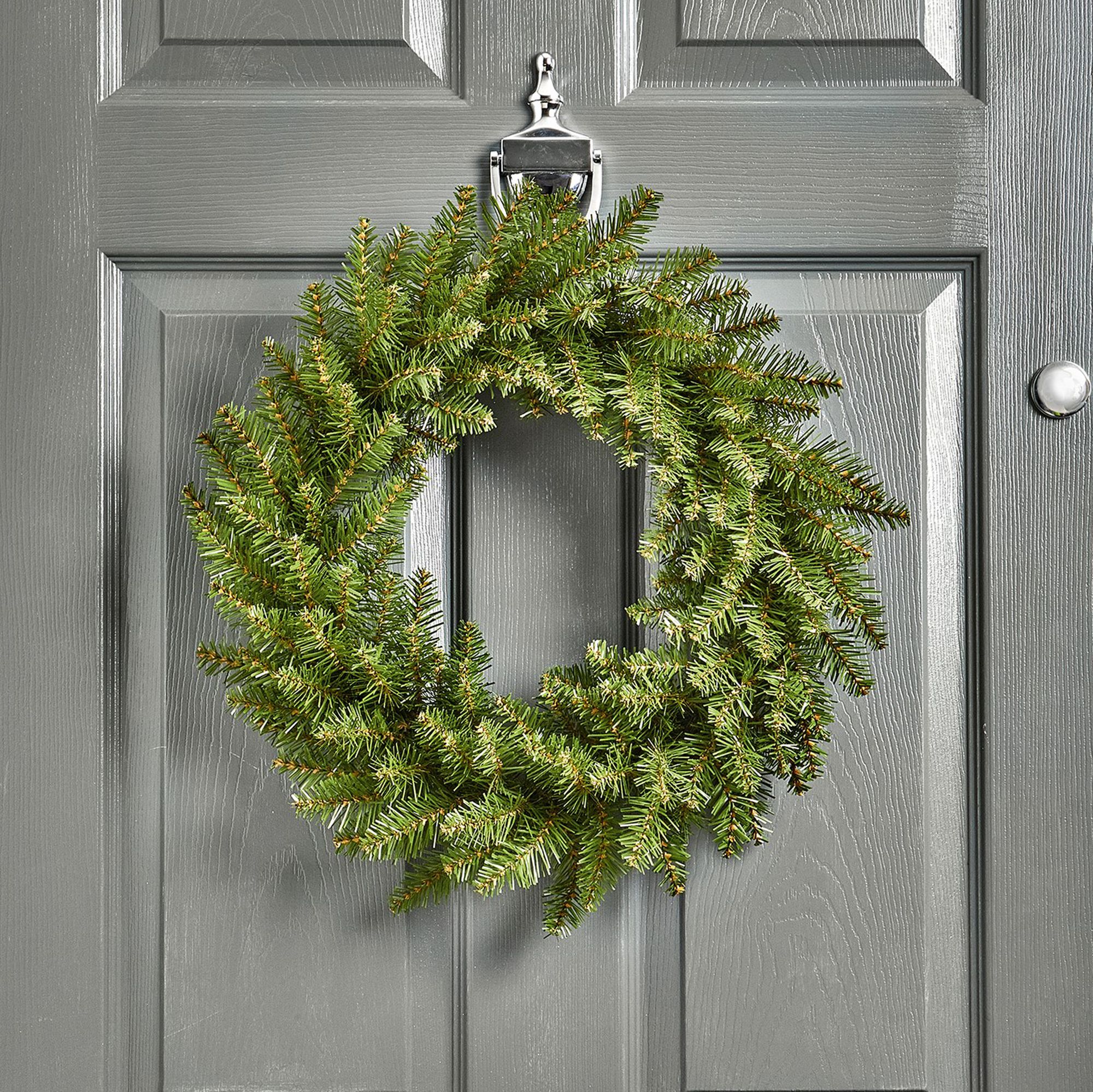 50cm Green California Christmas wreath | £20 at B&Q