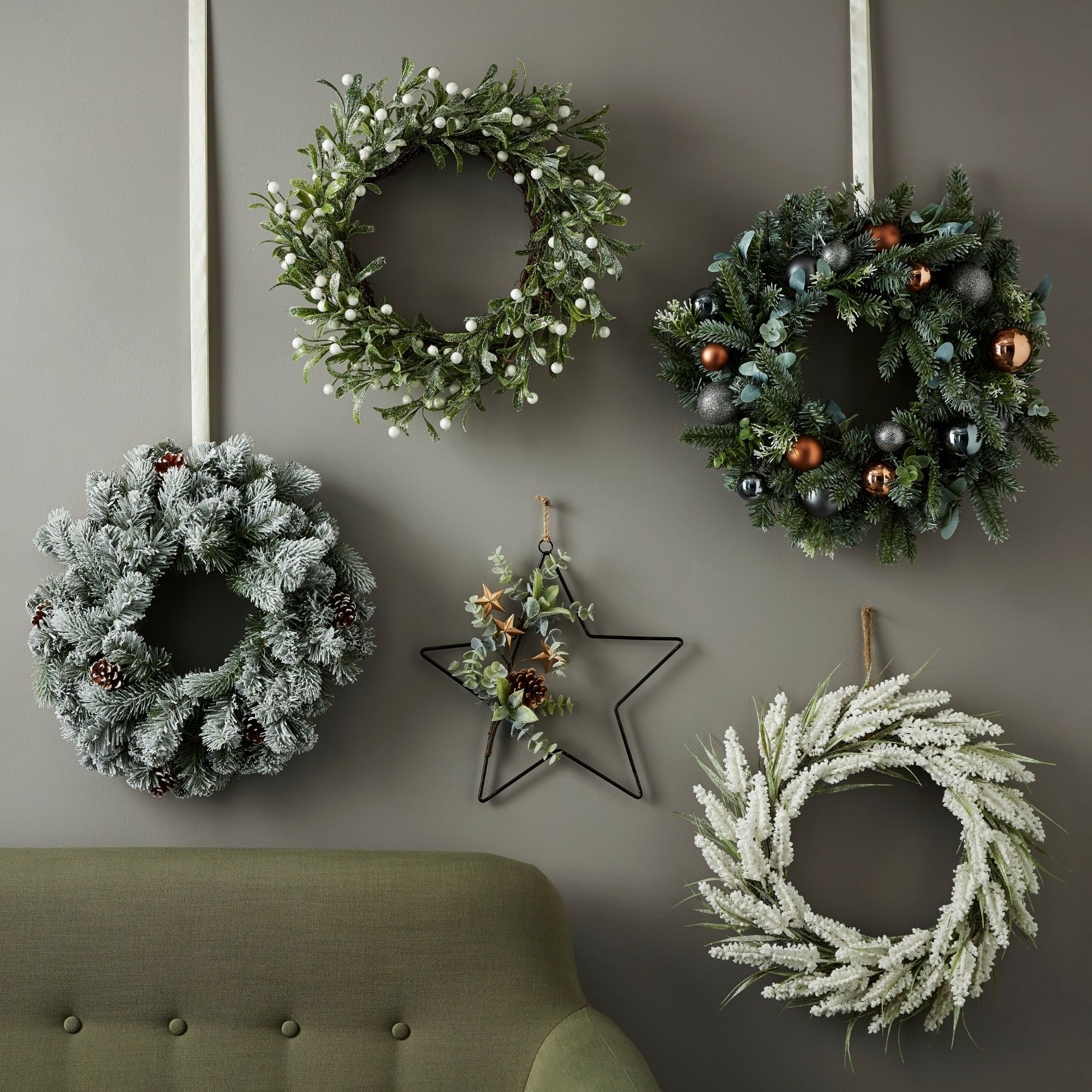50cm Green Frosted Pinecone Non-illuminated Wreath - 9