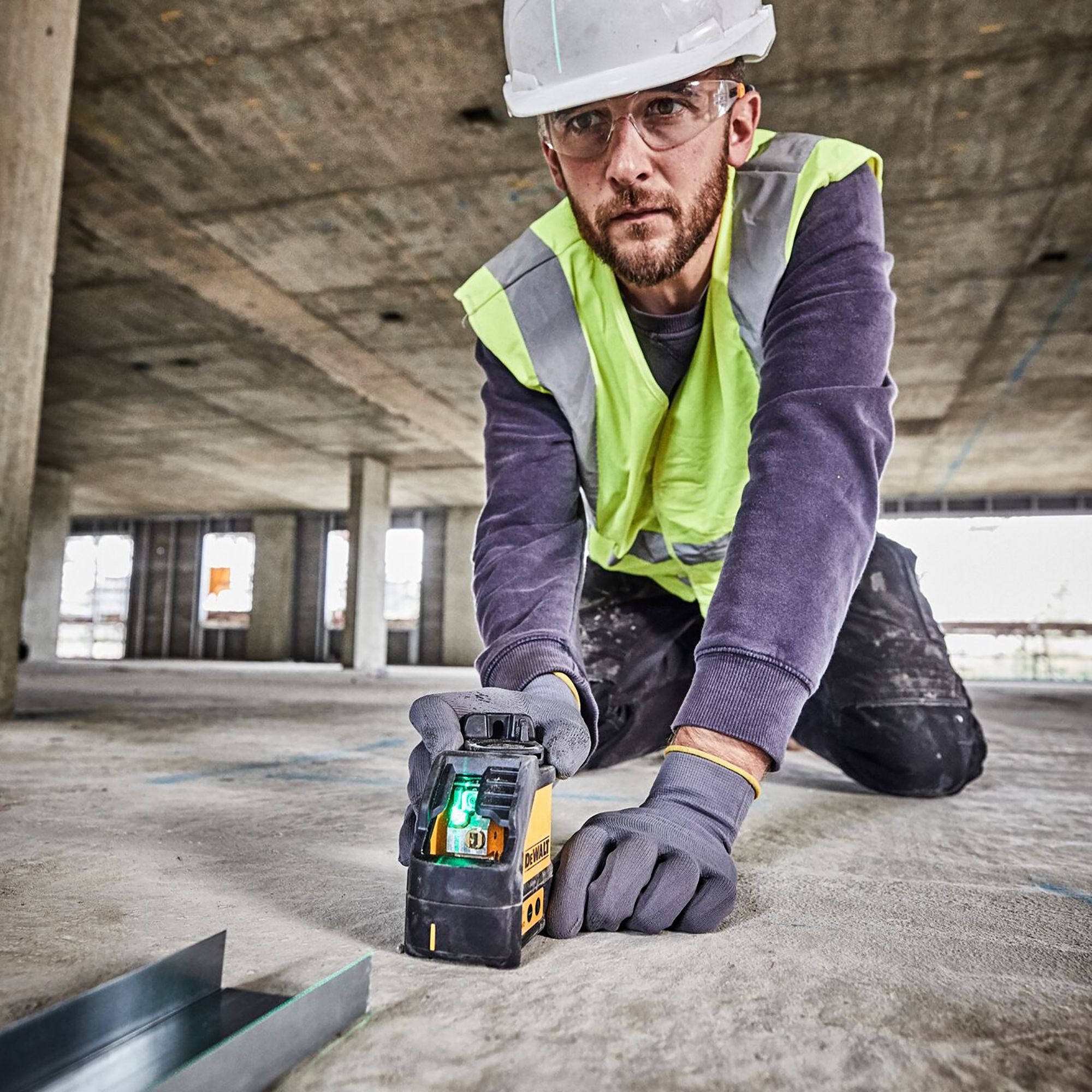 50m Green Cross line self-levelling Laser level - 6