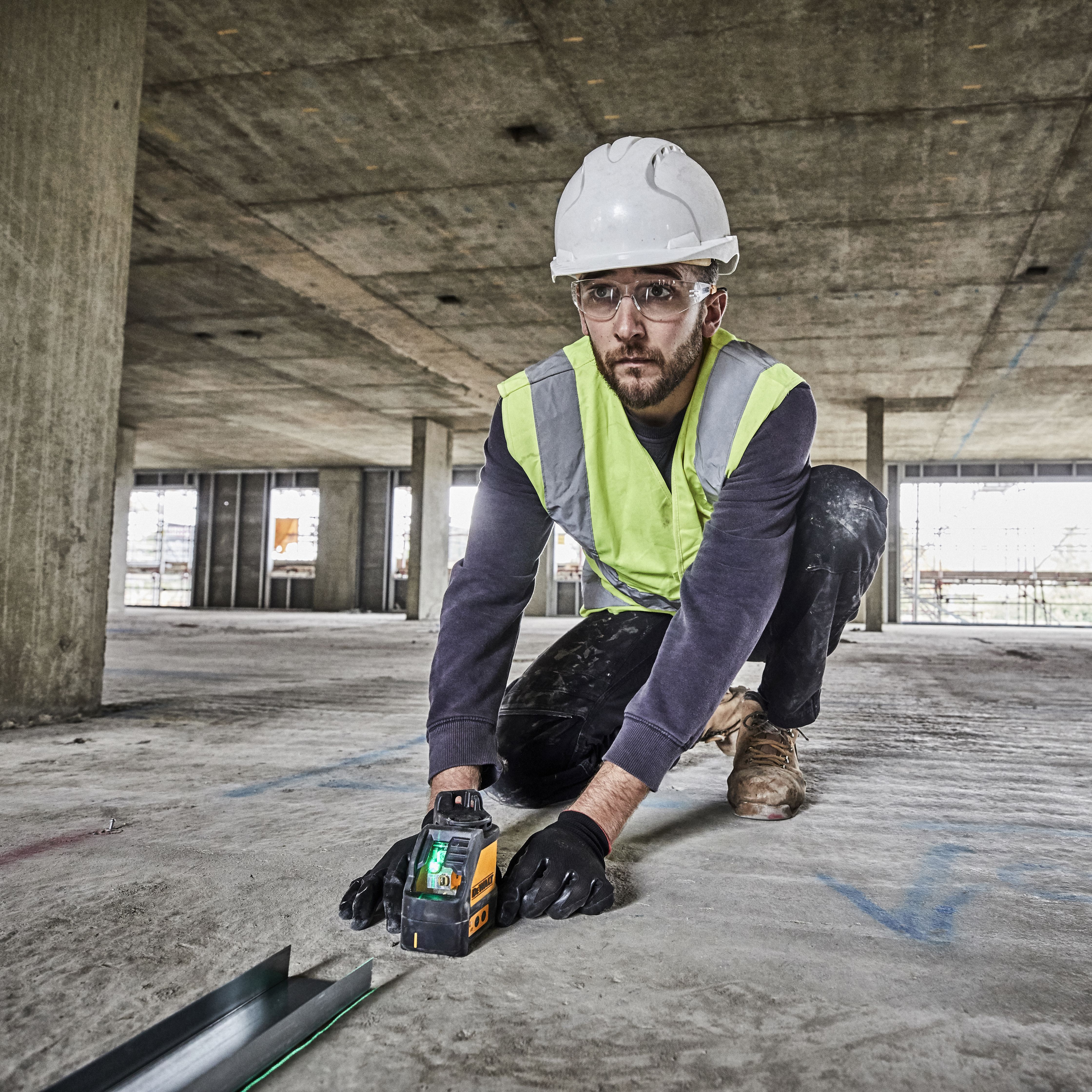 50m Green Cross line self-levelling Laser level - 7