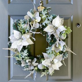 60cm White & silver effect Pre-lit Poinsettia Illuminated Christmas wreath