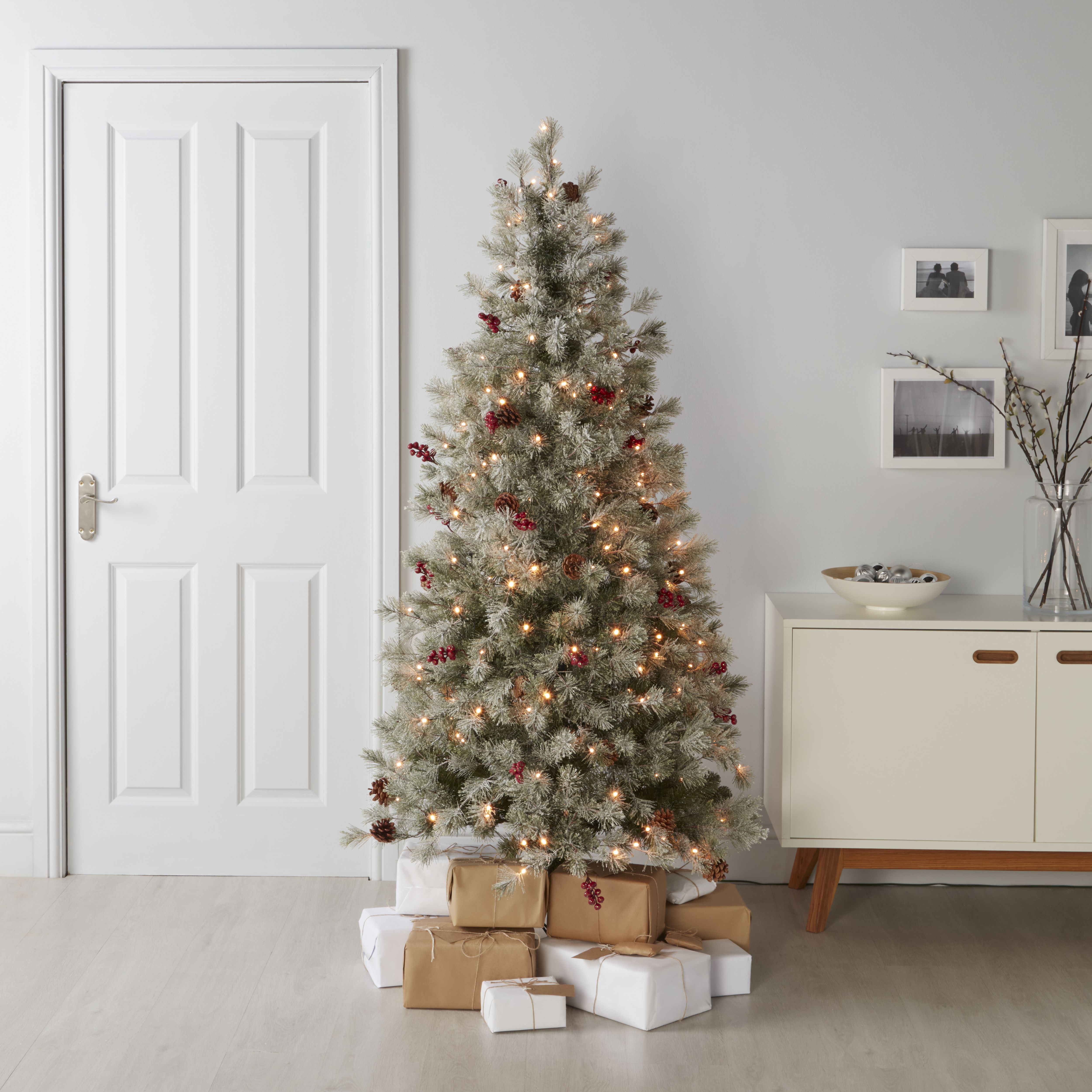B&q christmas trees discount