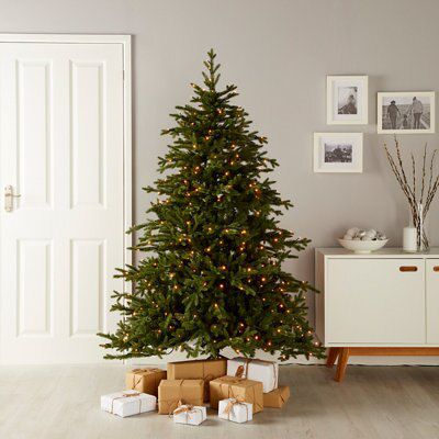 B and w christmas tree discount