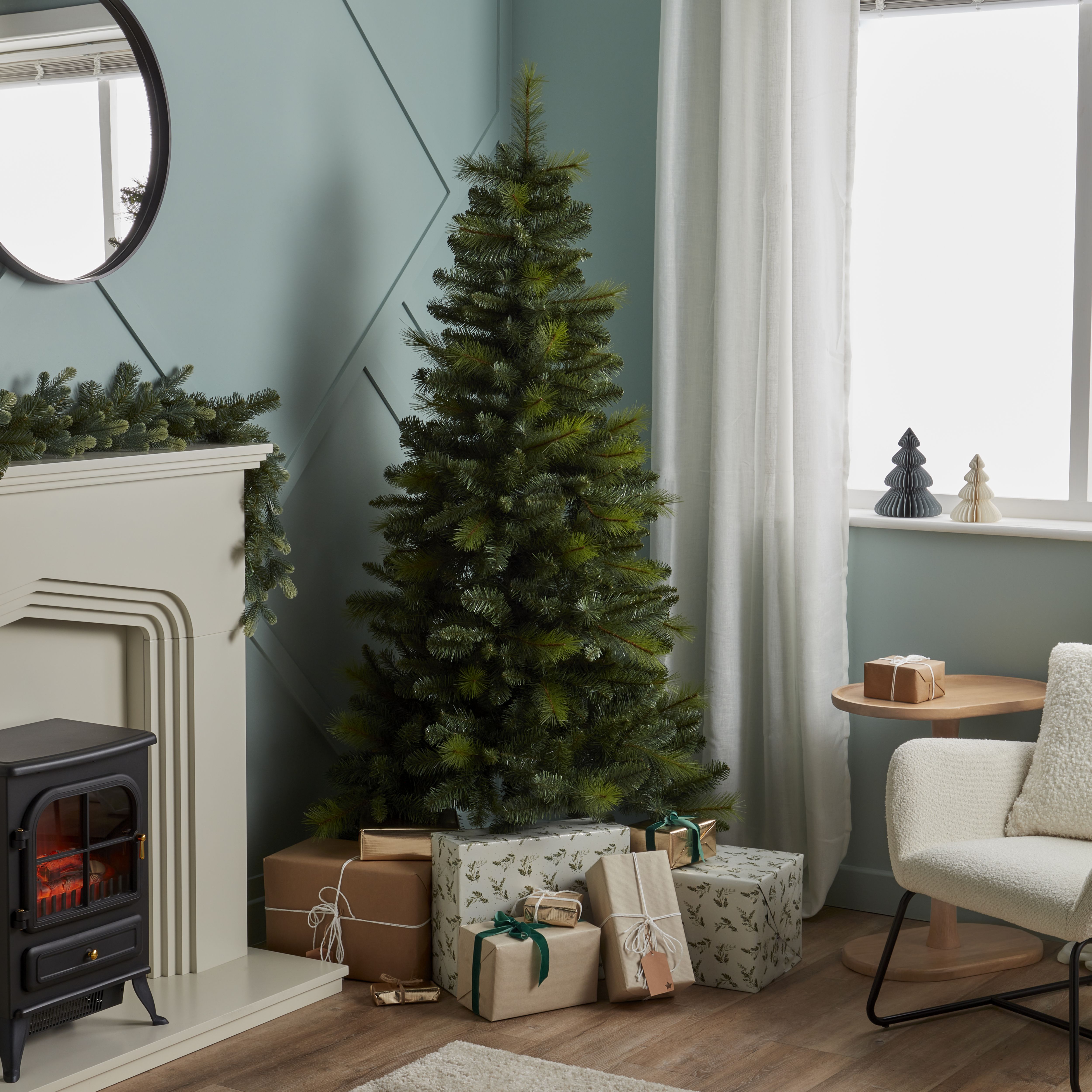 6ft Prancer Natural effect Hinged Full Artificial Christmas tree - Green