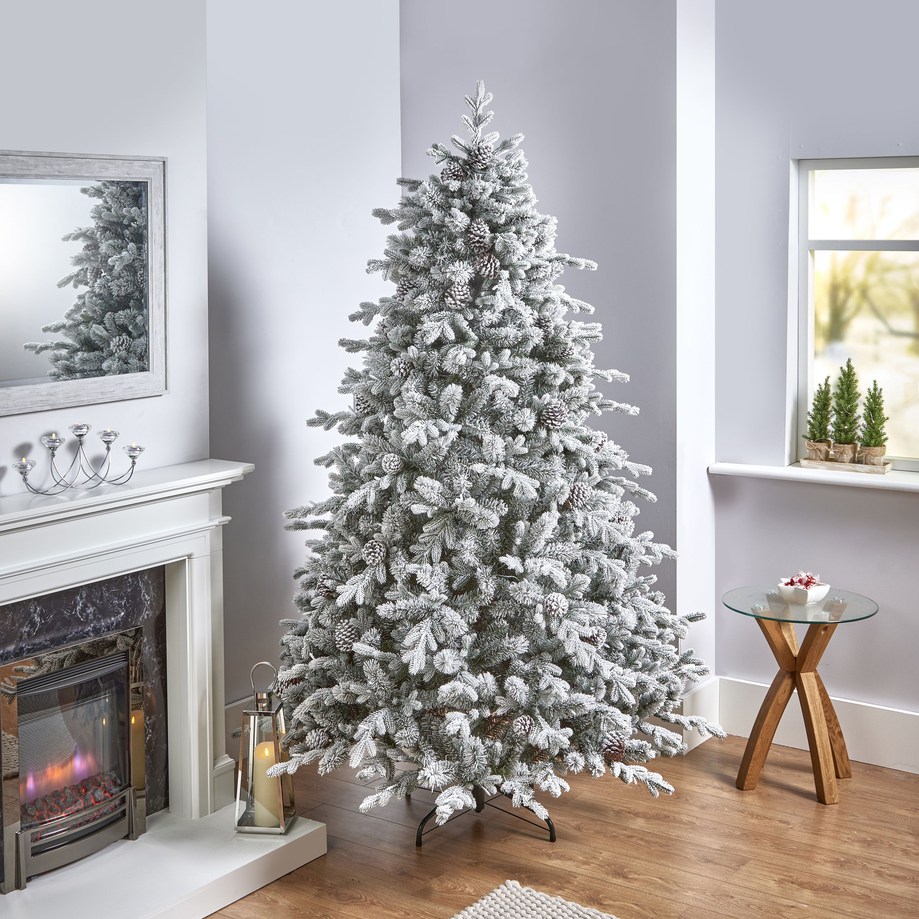 7.5ft Full Snowy Dorchester Warm white LED Pre-lit Artificial