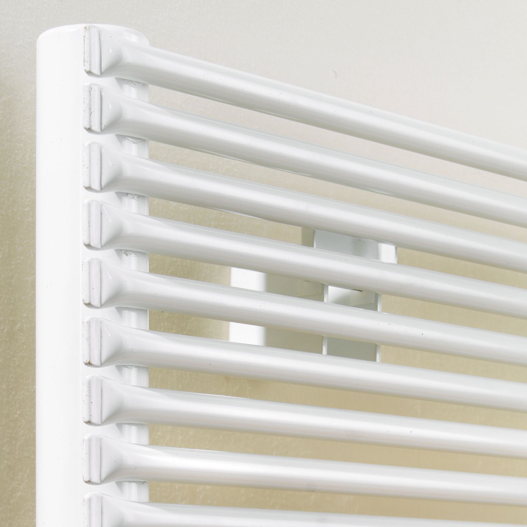 Acova Striane White Horizontal Designer Radiator, (W)1200mm x (H)608mm