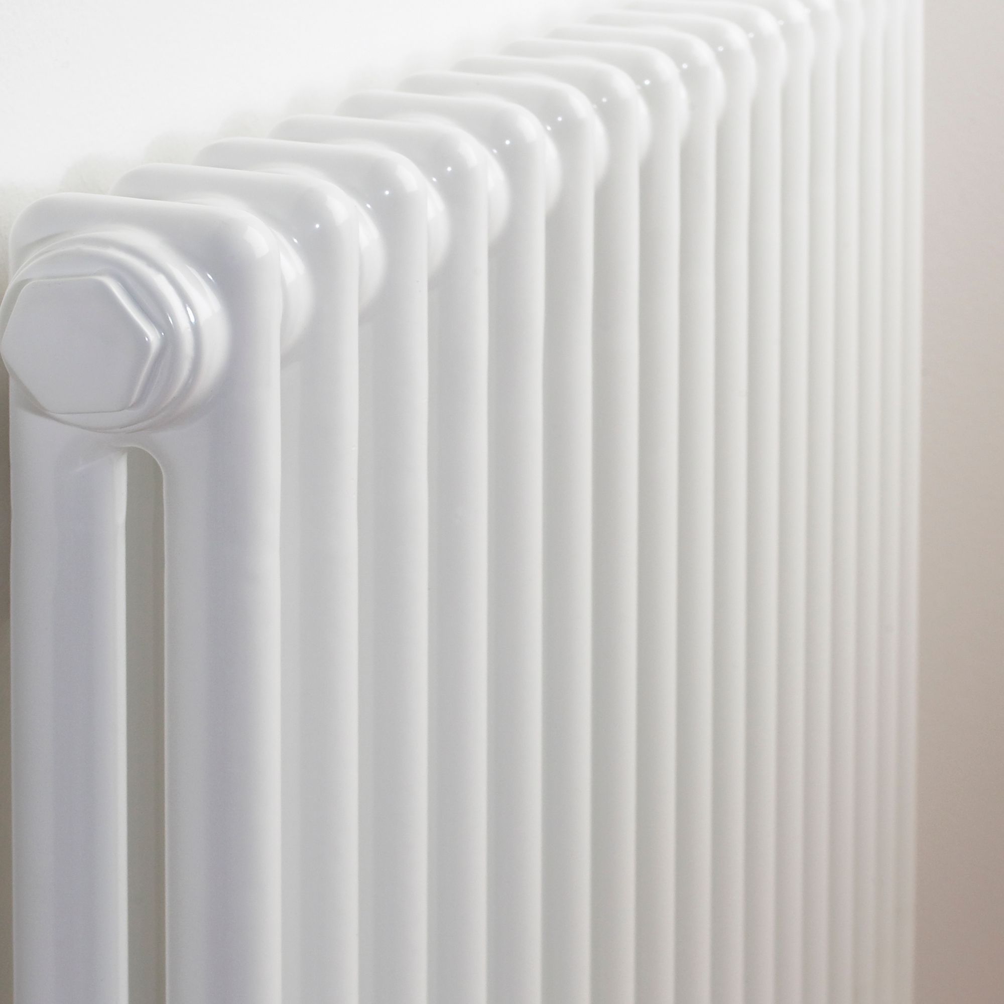 Acova White 2 Column Radiator, (W)628mm x (H)600mm