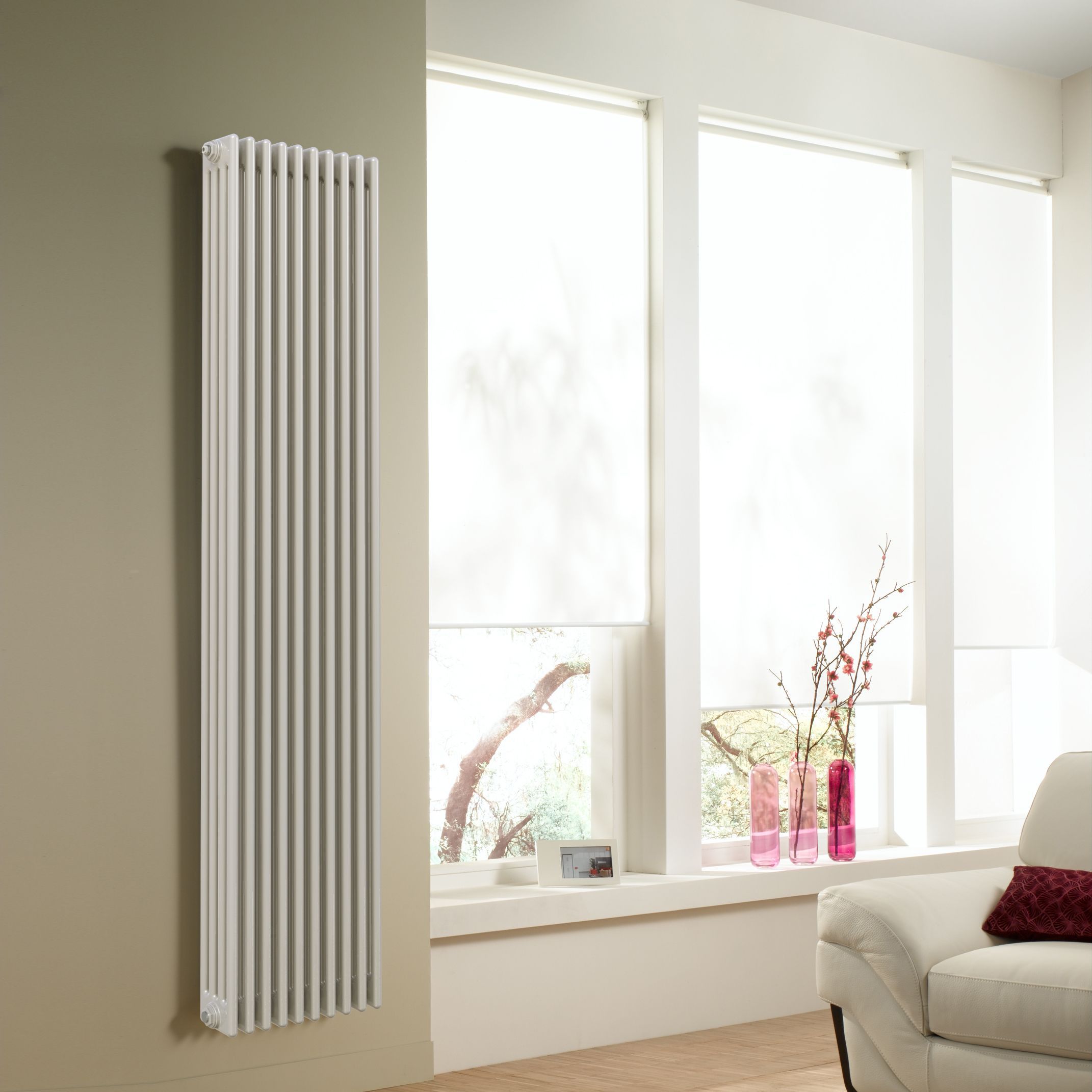 Acova White 4 Column Radiator, (W)306mm x (H)2000mm