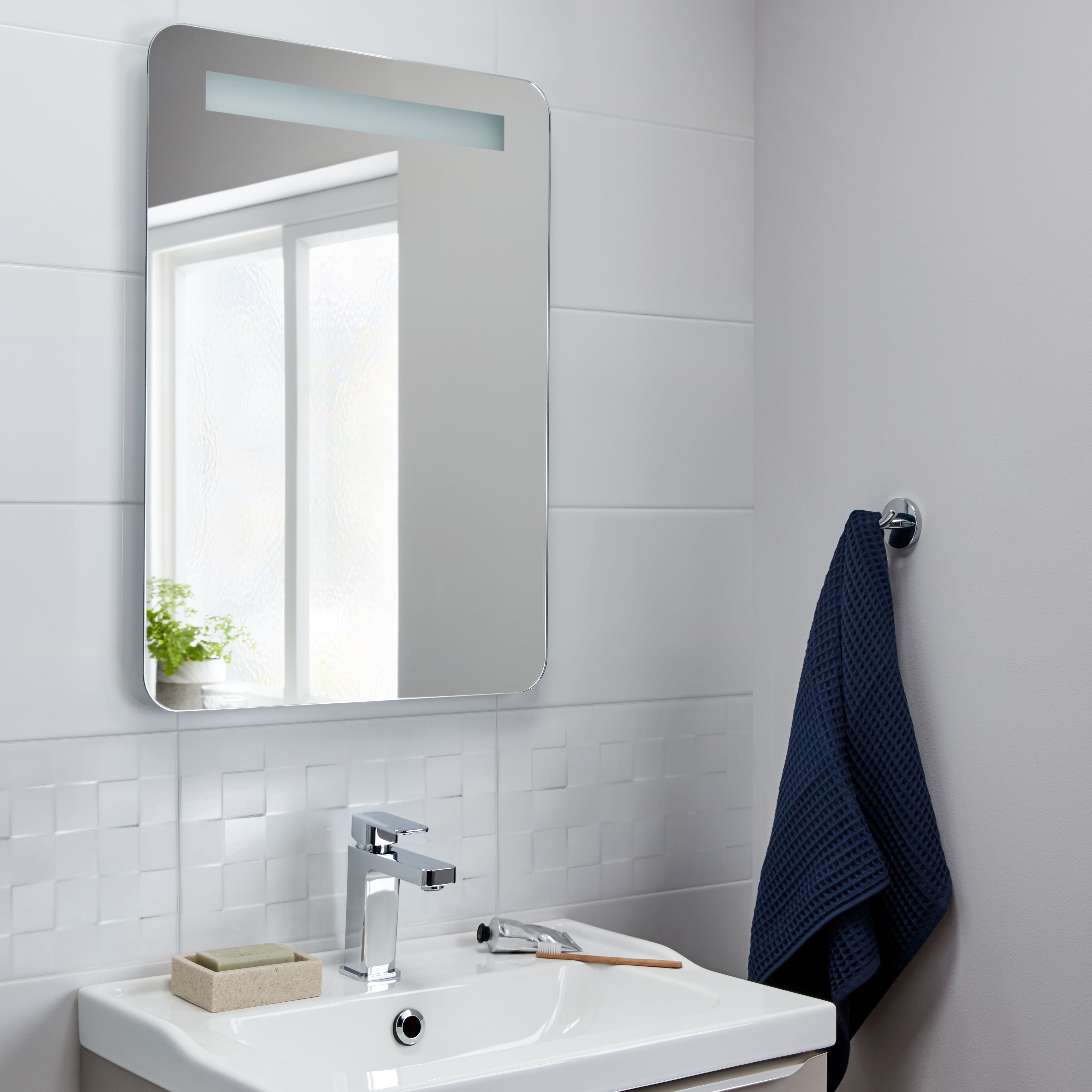 Alexandrina White Gloss Ceramic Indoor Wall Tile Sample