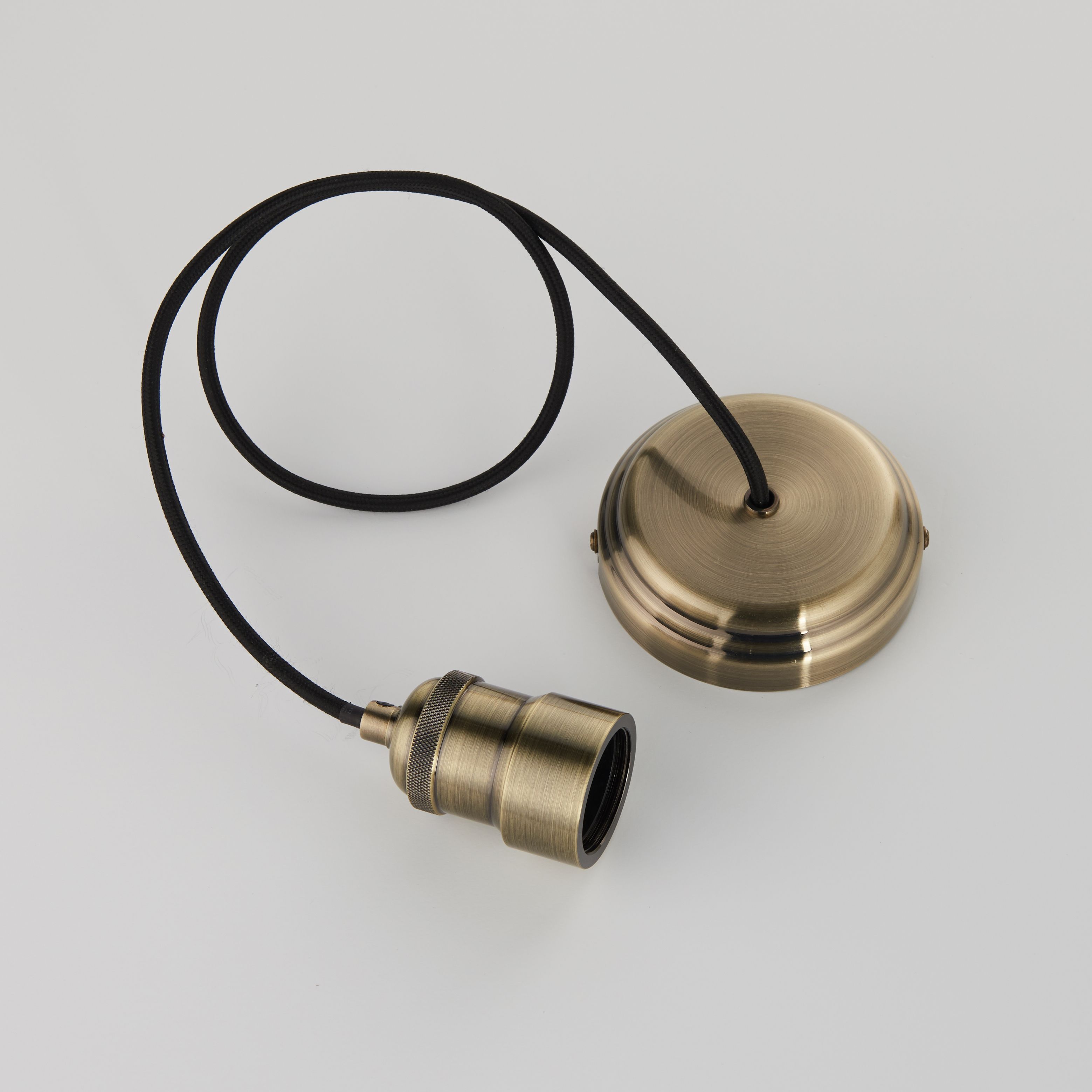 Antique brass effect E27 Cable light set (L)1500mm