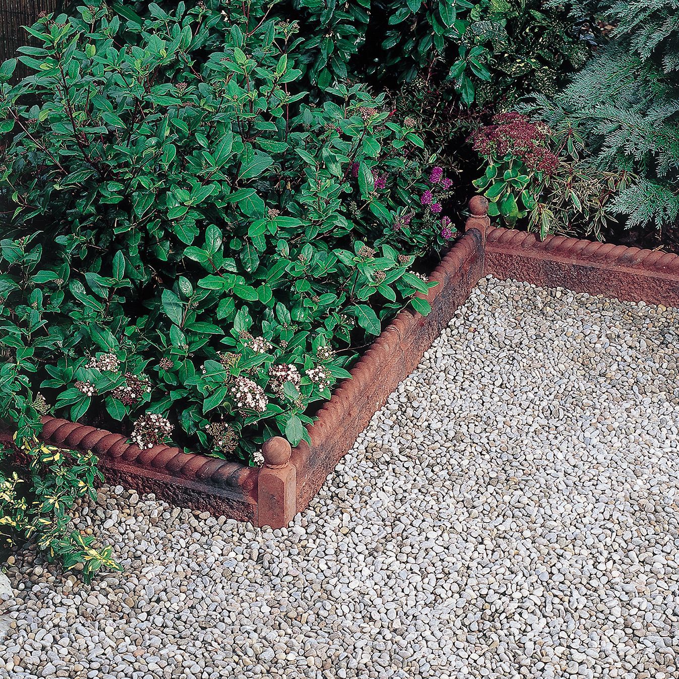 Antique Red Paving Edging H 50mm W 600mm Diy At B Q