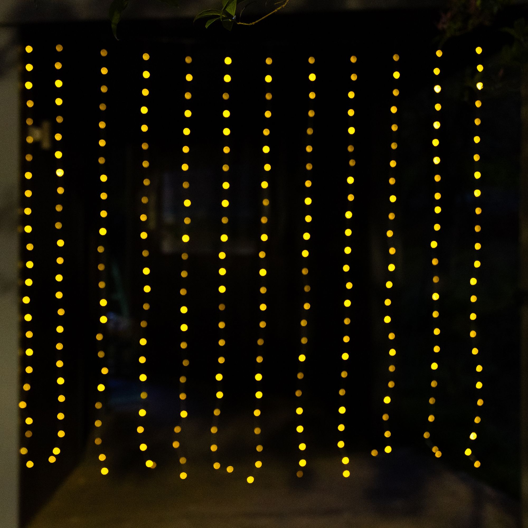 Appam Solar-powered Warm white 300 Integrated LED Outdoor String lights, (L) 6150mm