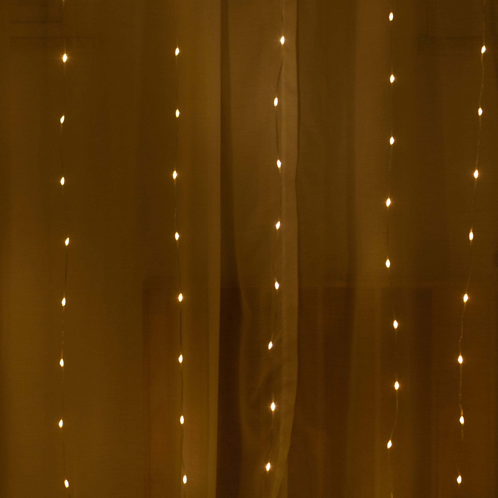Appam Solar-powered Warm white 300 Integrated LED Outdoor String lights, (L) 6150mm