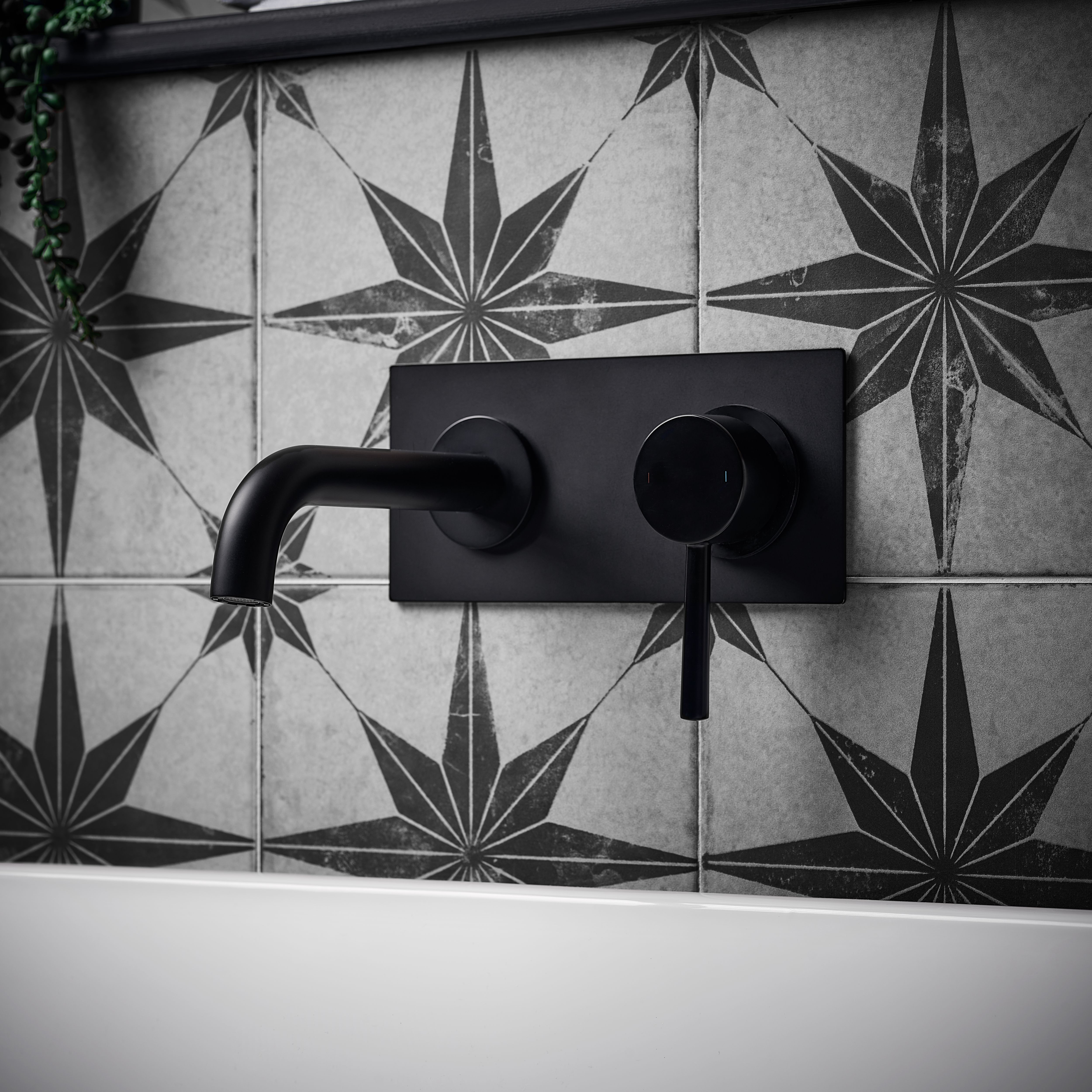 Aquadry Oria Standard Matt Black Round Wall-mounted Wall Tap