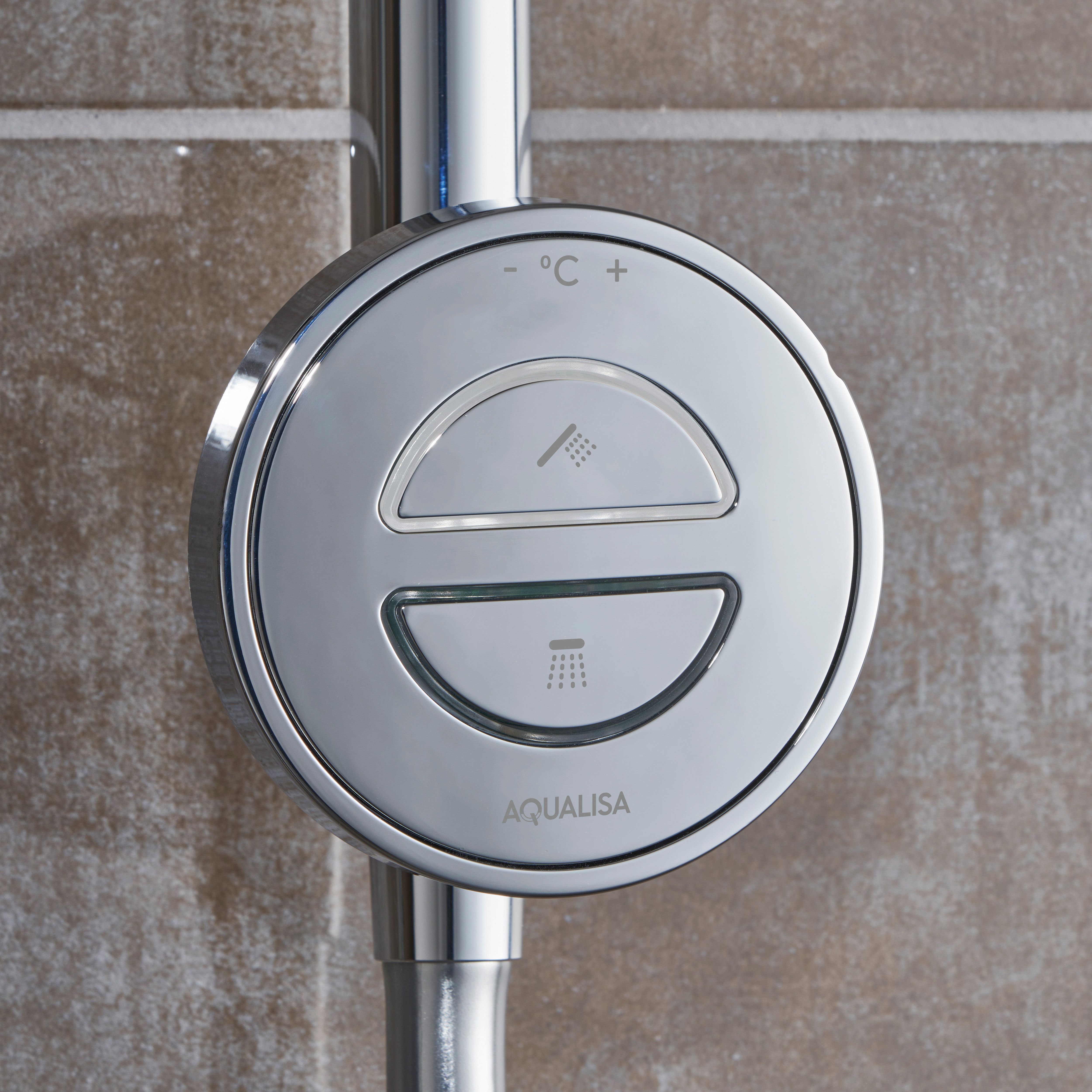 Aqualisa Smart Link Exposed valve Gravity-pumped Ceiling fed Fixed head Smart Digital 4-spray pattern Shower Adjustable & Fixed Shower head