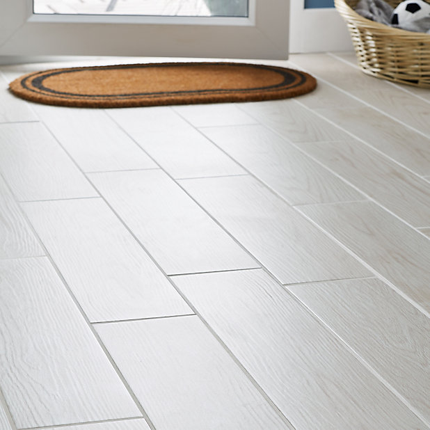 Arrezo White Matt Wood Effect Porcelain, Laminate Tile Flooring Kitchen B Q