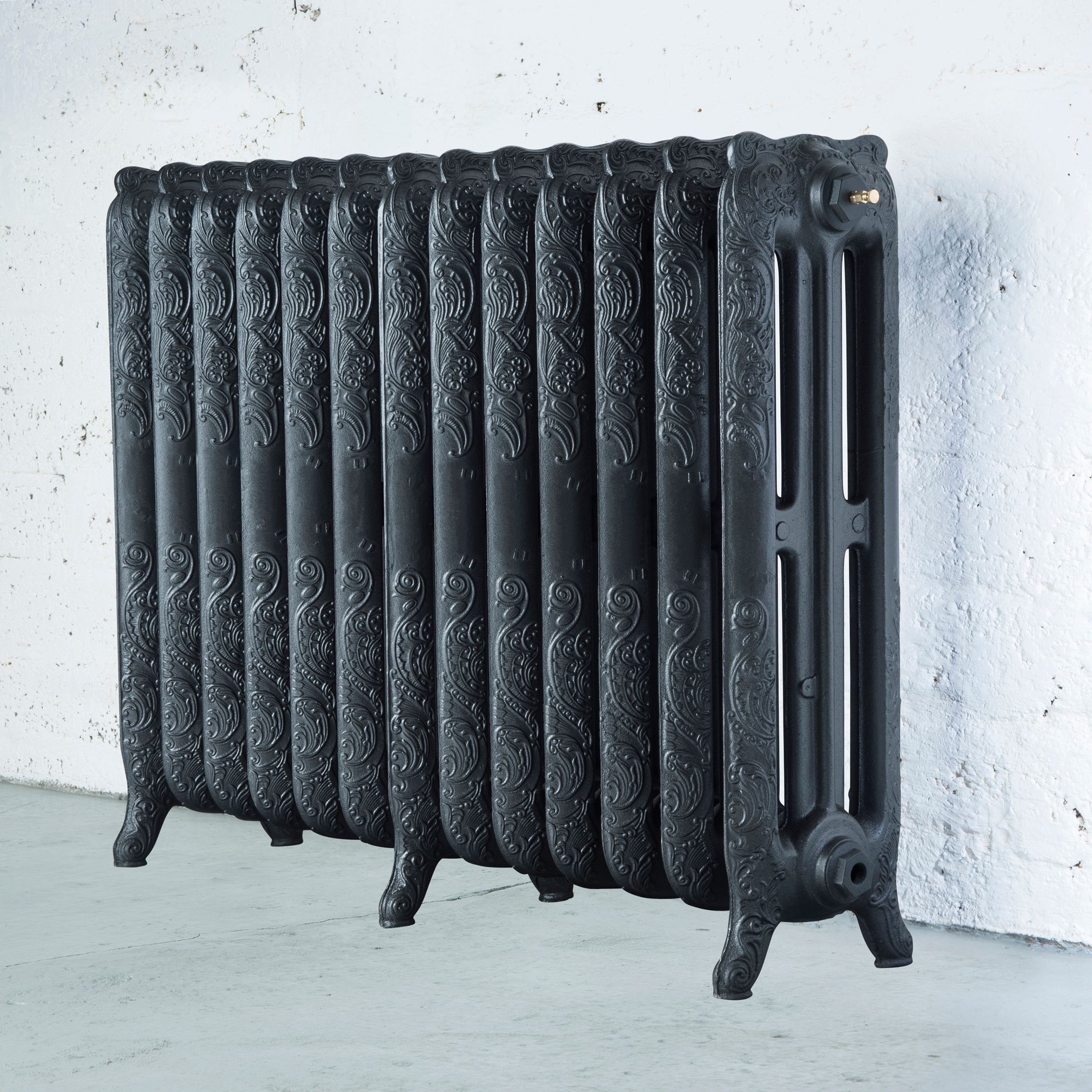 Arroll Montmartre Anthracite 3 Column Radiator, (W)1074mm x (H)760mm