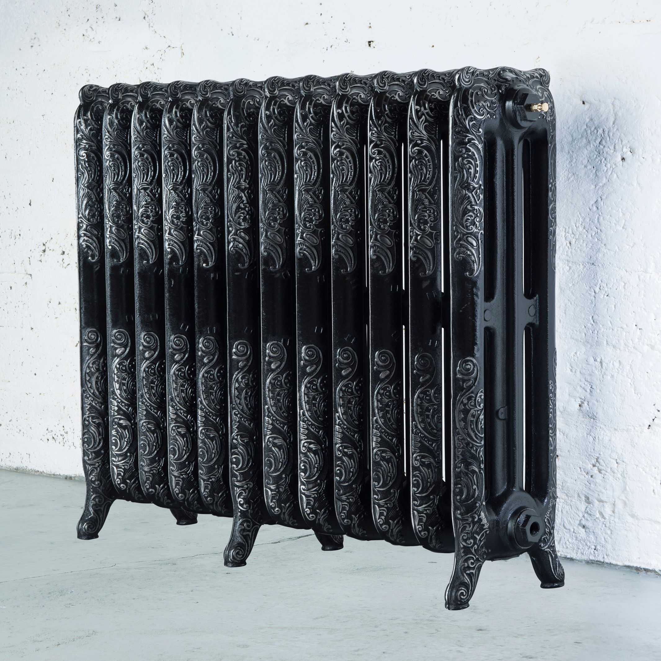 Arroll Montmartre Black & silver 3 Column Radiator, (W)994mm x (H)760mm