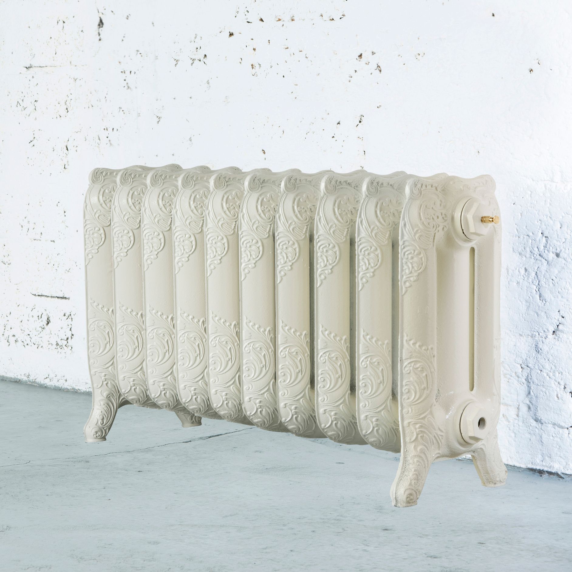 Arroll Montmartre Cream 3 Column Radiator, (W)834mm x (H)470mm
