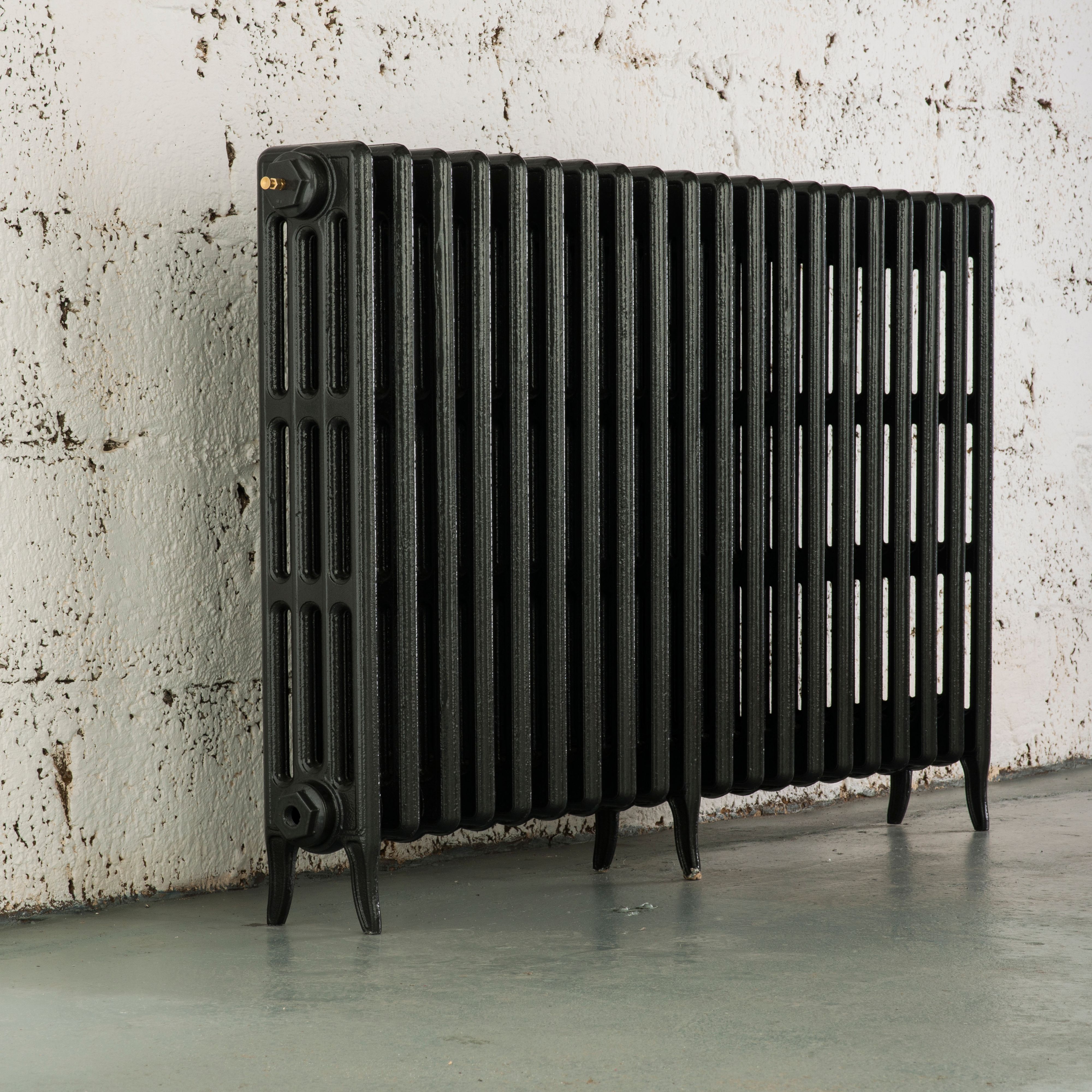 Arroll Neo-Classic Anthracite 4 Column Radiator, (W)1234mm x (H)760mm