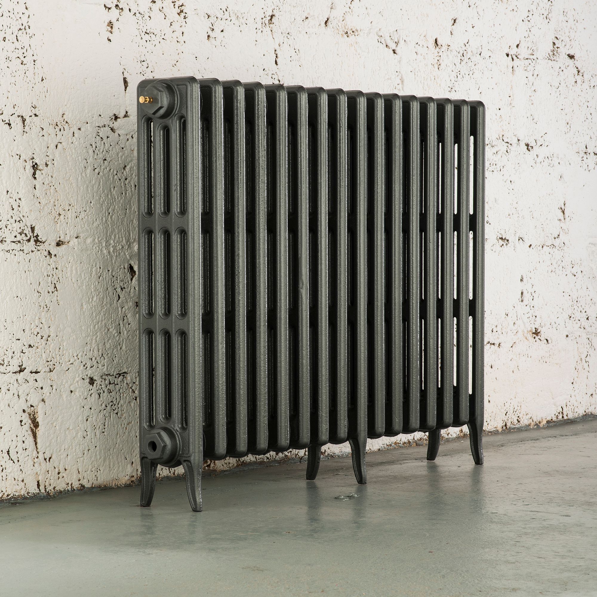 Arroll Neo-Classic Cast grey 4 Column Radiator, (W)994mm x (H)760mm