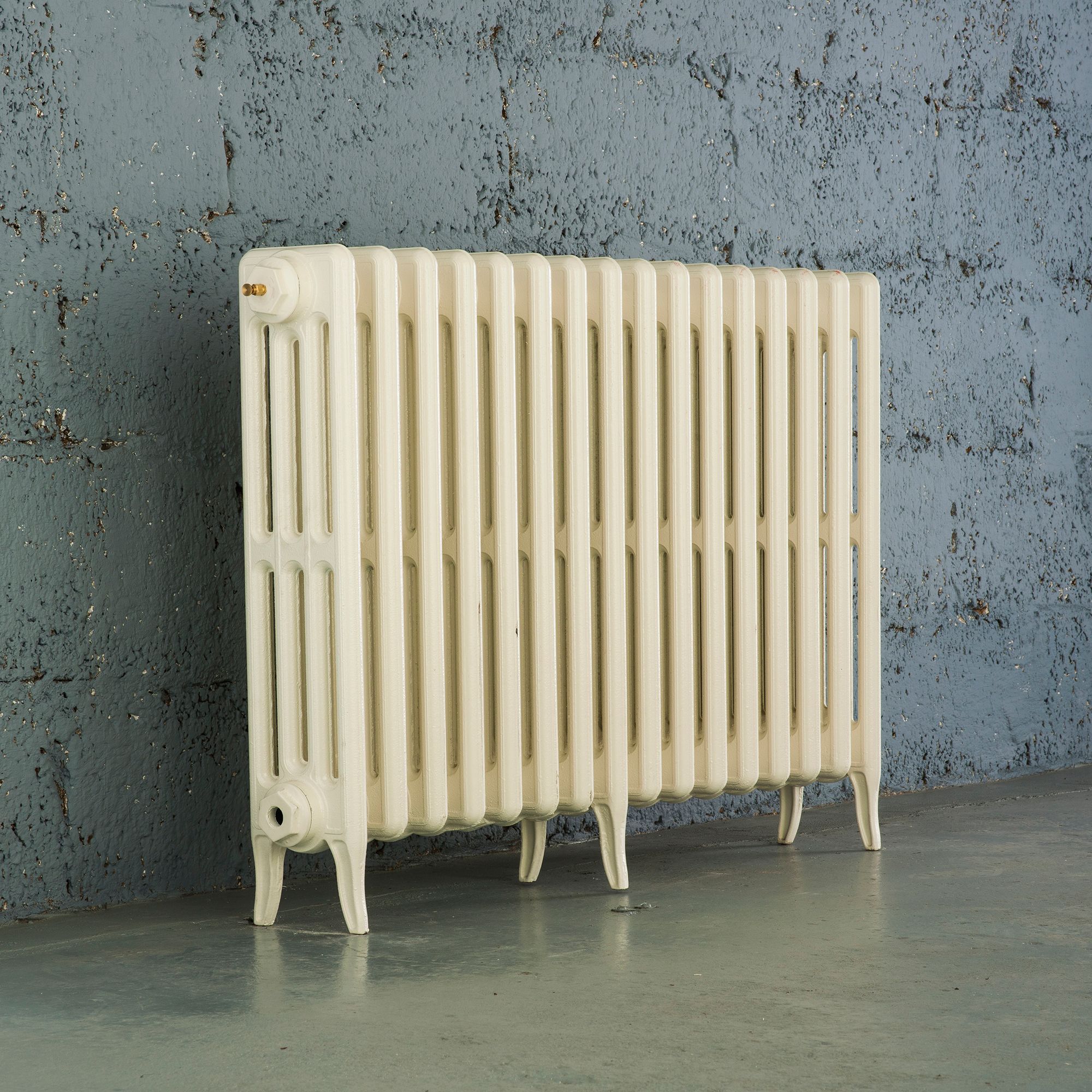 Arroll Neo-Classic Cream 4 Column Radiator, (W)874mm x (H)660mm