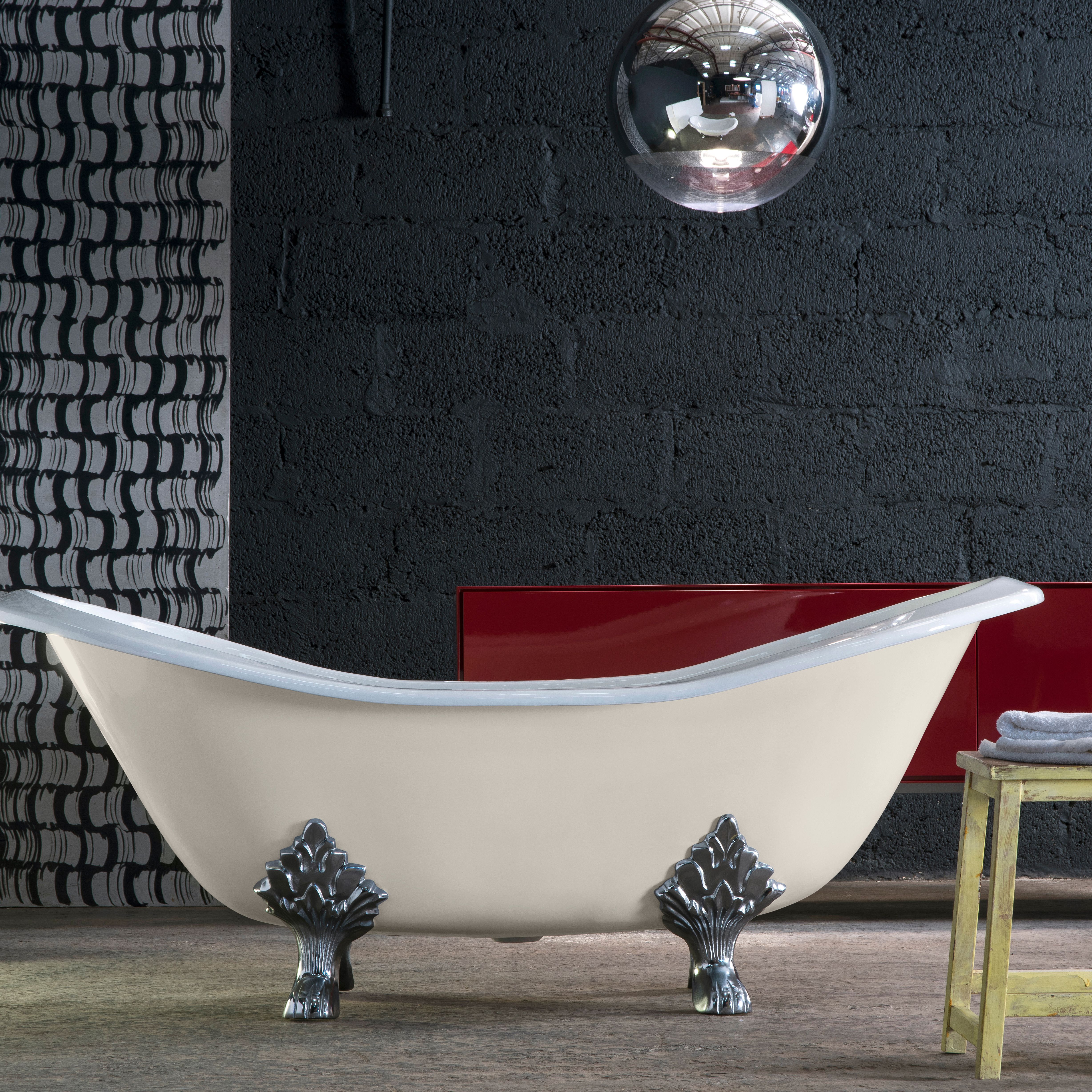 Arroll Villandry Gloss White Slipper Double ended Bath with 2 Tap holes & Claw bath feet (L)182cm (W)76.2cm