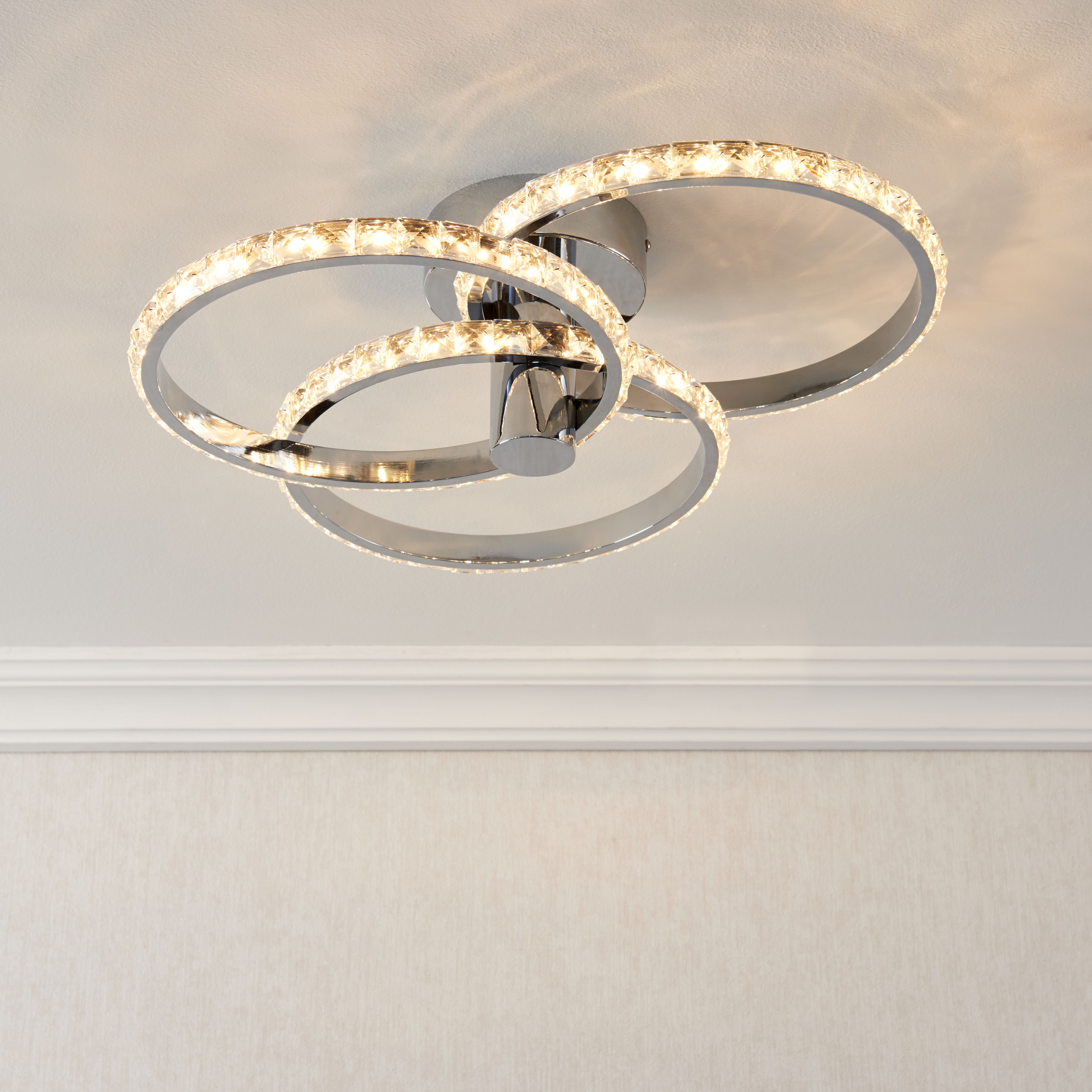 B&q double insulated on sale ceiling lights