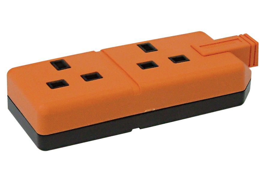 B&Q Orange 13A 2 Gang Unswitched Trailing socket