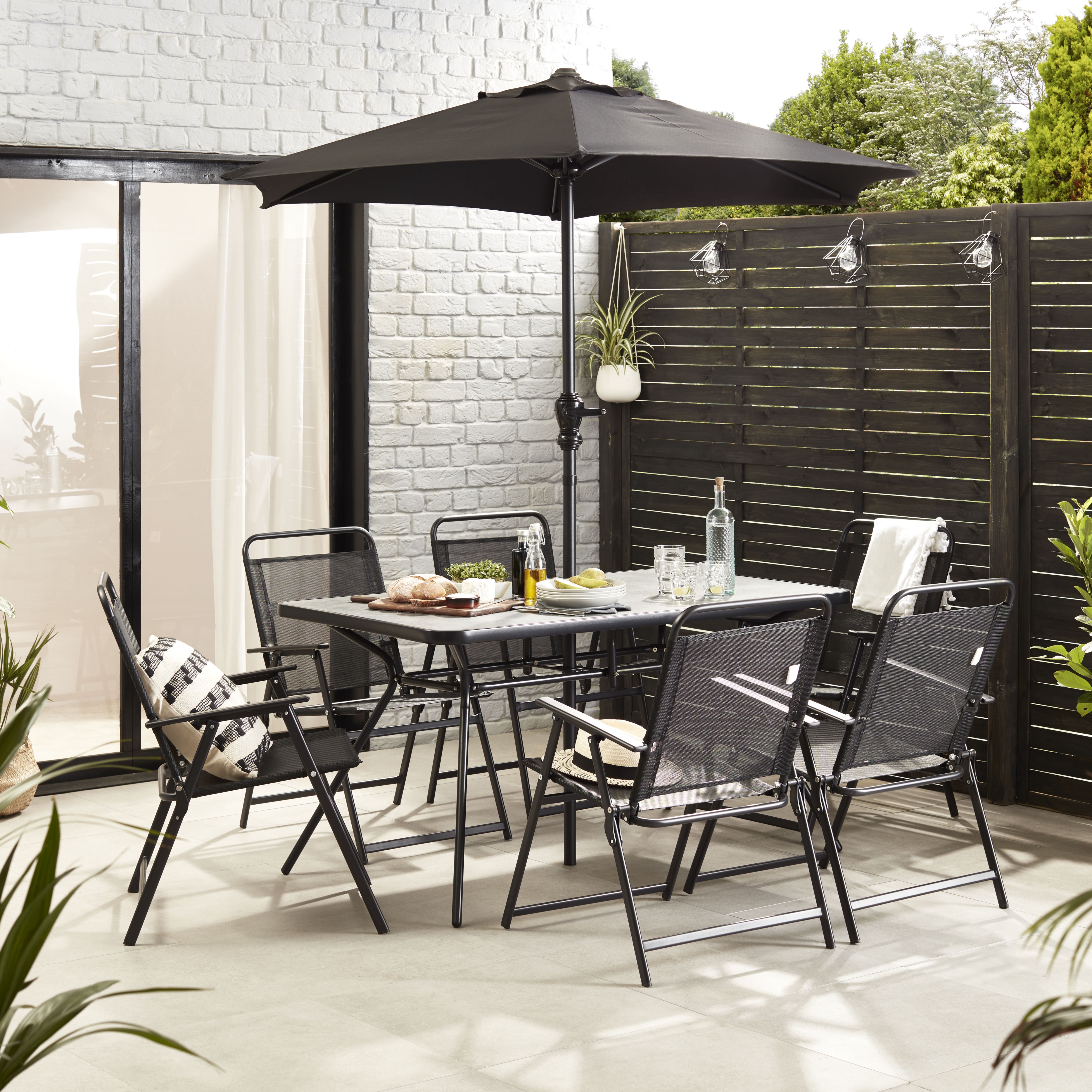 Bahama Black Metal 6 seater Dining set with Black Parasol