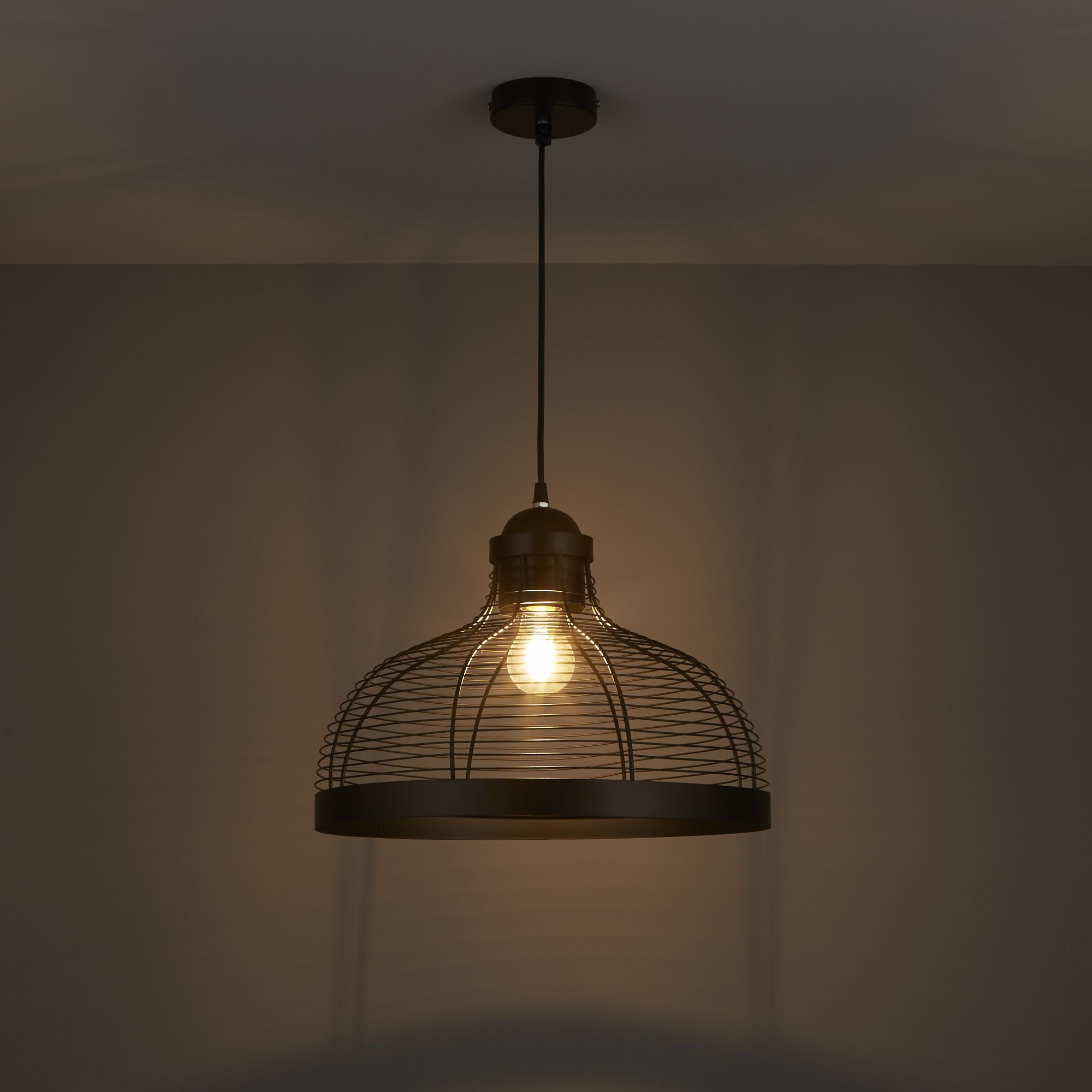 B and deals q pendant lights