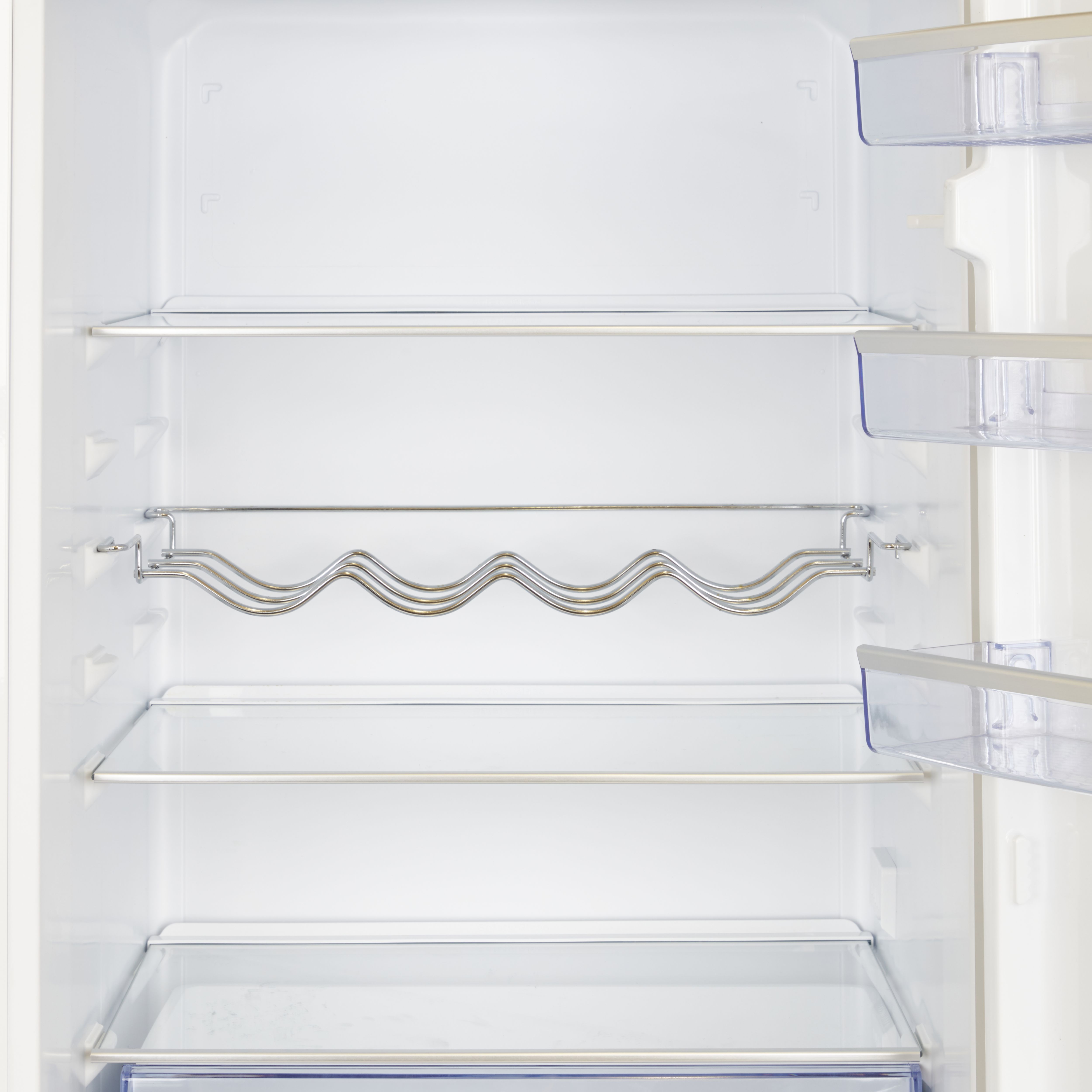 Beko ICQFVD373 70:30 Integrated Frost free Fridge freezer - White